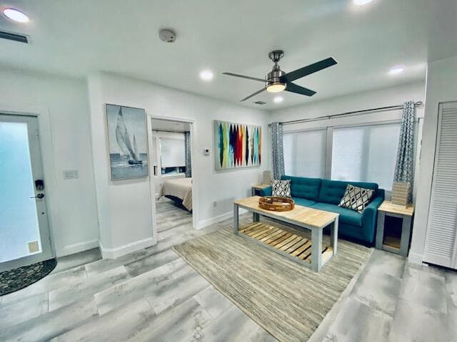 701 NE 17 Way, Fort Lauderdale, FL 33304 — photo 18 of 36