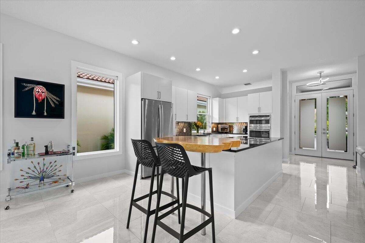 169 Hampton Circle, Jupiter, FL 33458 — photo 3 of 30