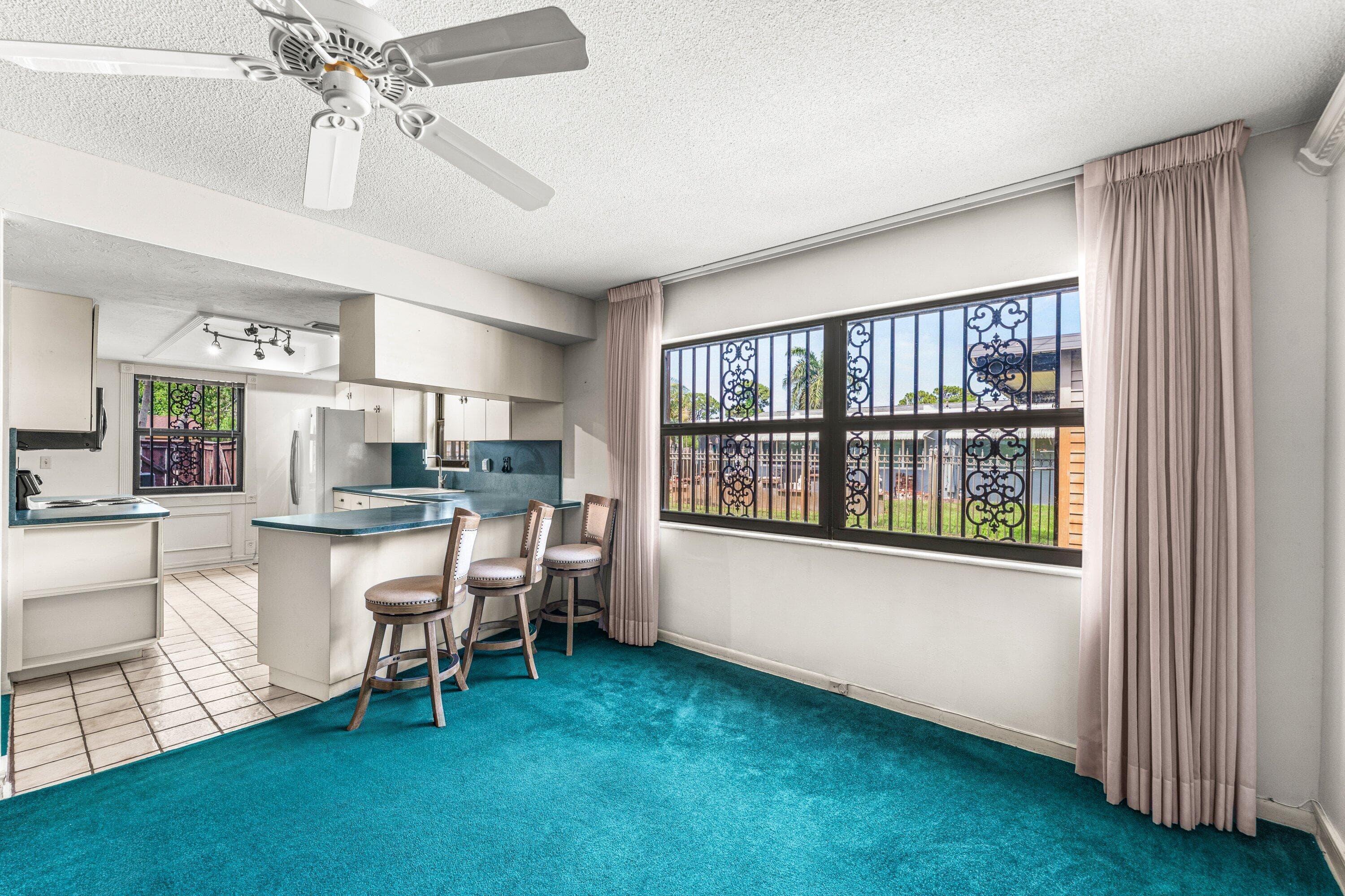 2118 W Palma Circle, West Palm Beach, FL 33415 — photo 17 of 44