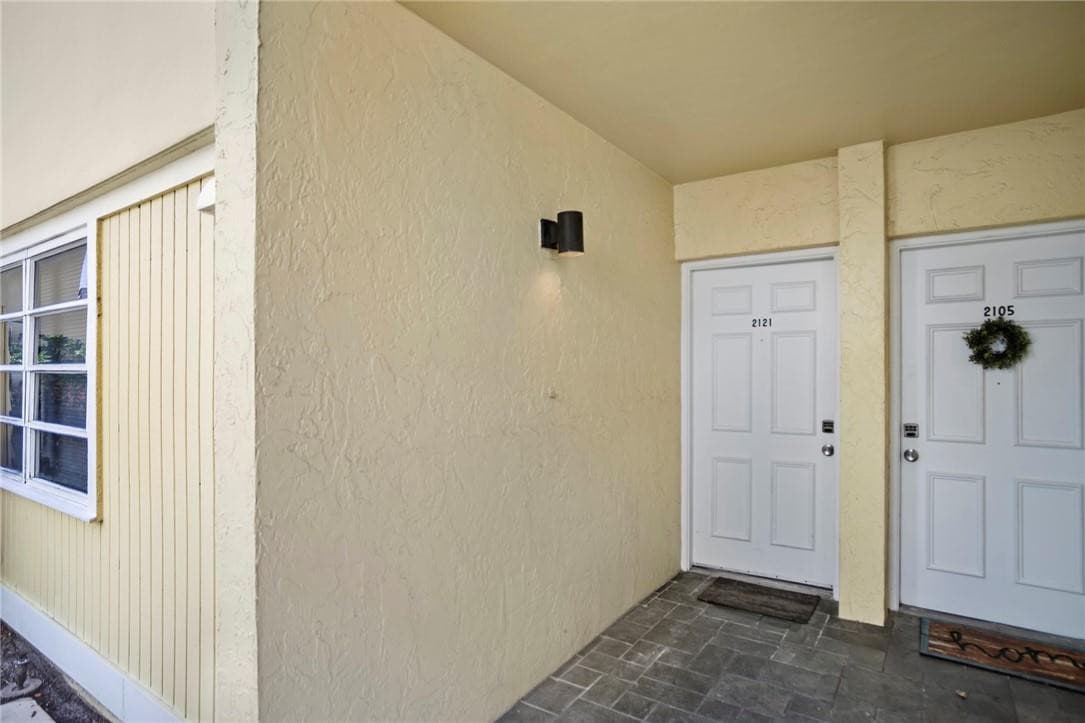 2121 NE 36th Street 2121, Lighthouse Point, FL 33064 — photo 4 of 18