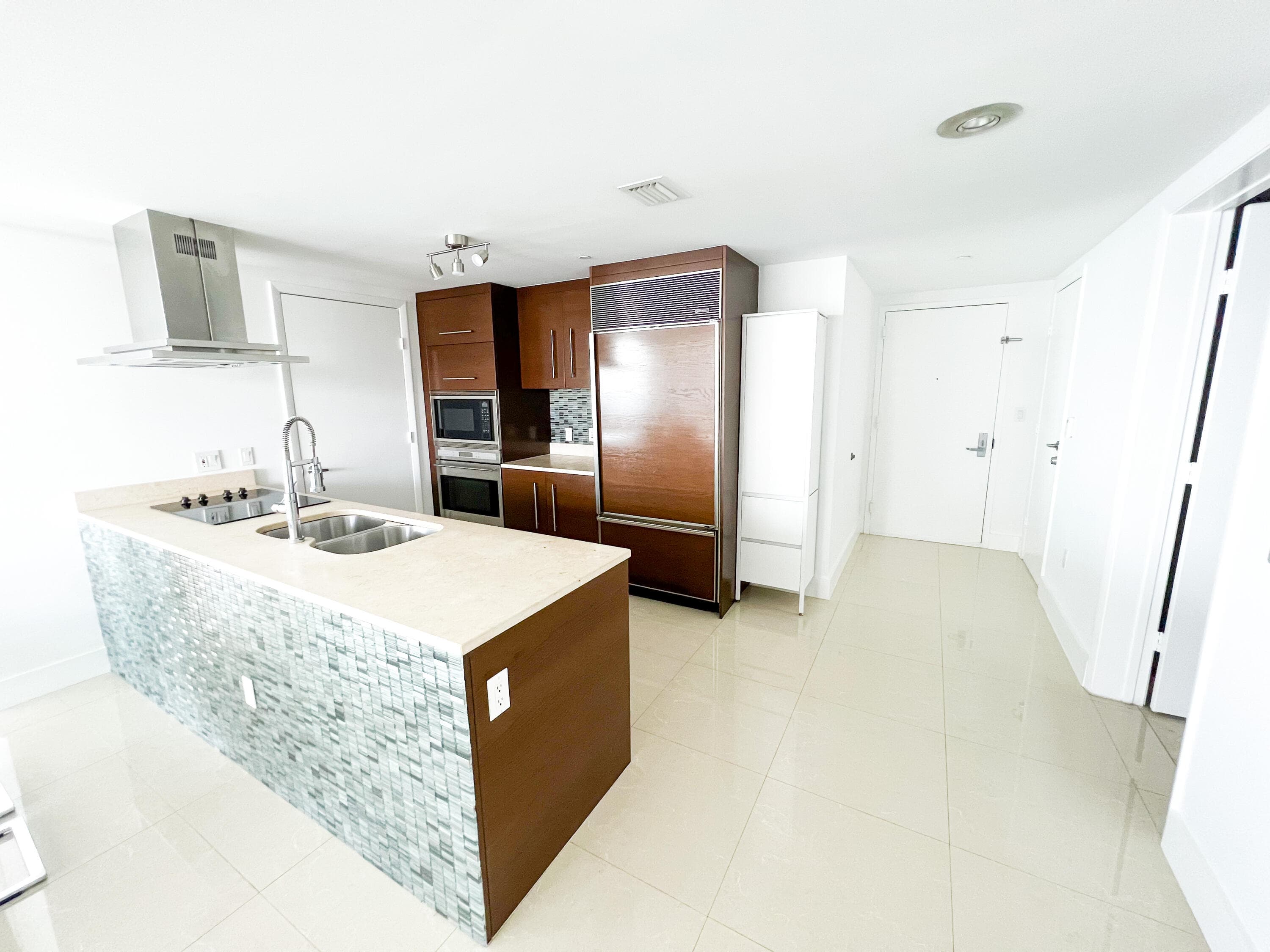 495 Brickell Avenue 2611, Miami, FL 33131 — photo 4 of 20