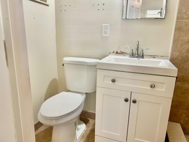 1201 NE 26th Terrace, Pompano Beach, FL 33062 — photo 12 of 33