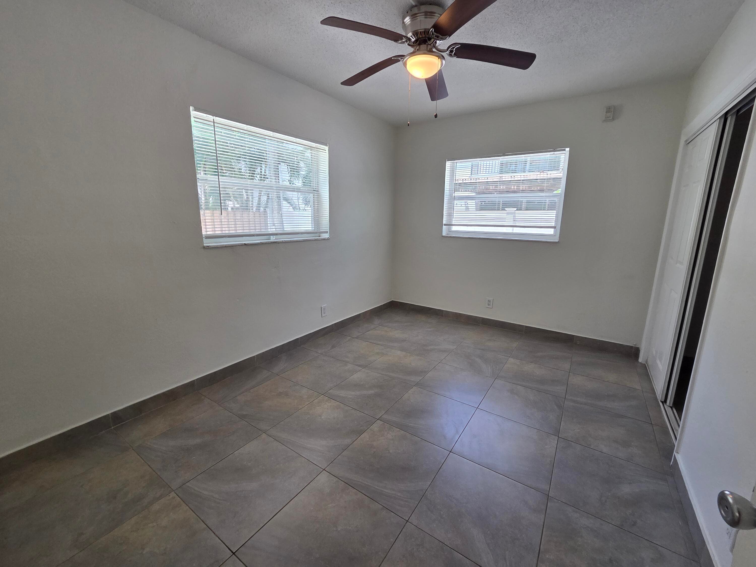 720 NE 2nd Street 2, Fort Lauderdale, FL 33301 — photo 7 of 14
