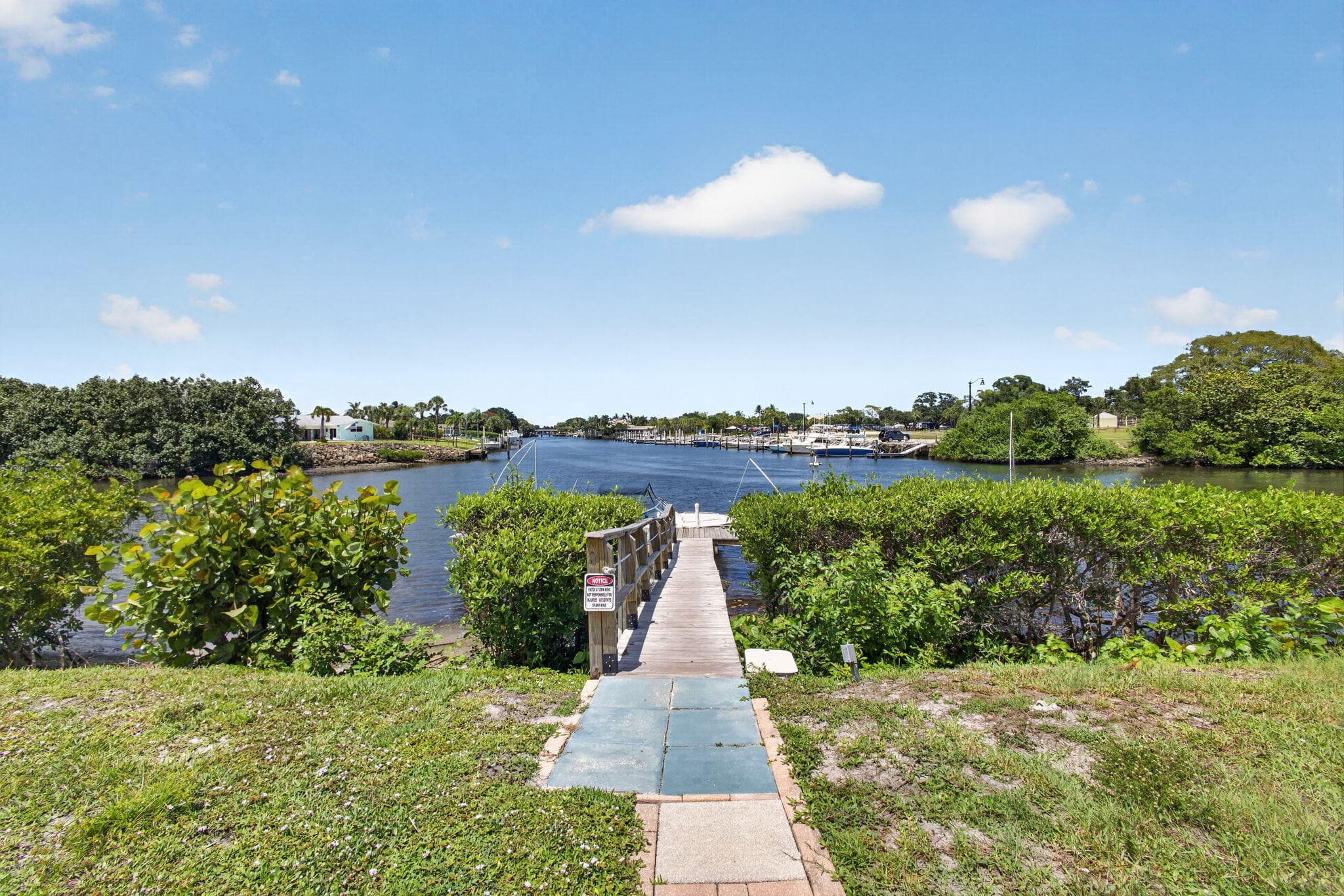 725 Hummingbird Way 109, North Palm Beach, FL 33408 — photo 37 of 42