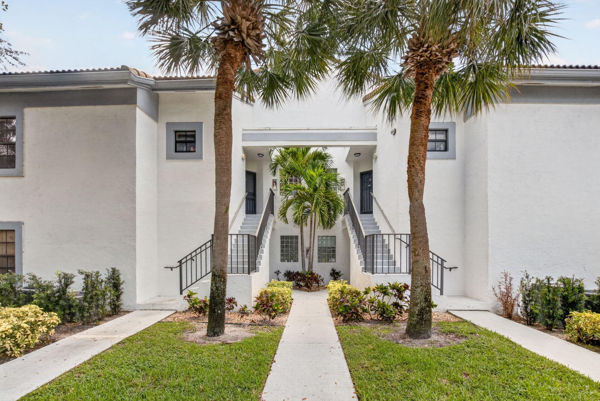 5418 Firenze Drive F, Boynton Beach, FL 33437 — photo 3 of 58