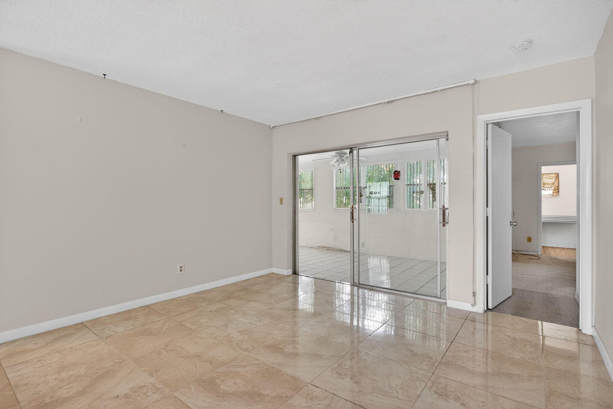 2540 NW 34th Terrace, Lauderdale Lakes, FL 33311 — photo 27 of 47