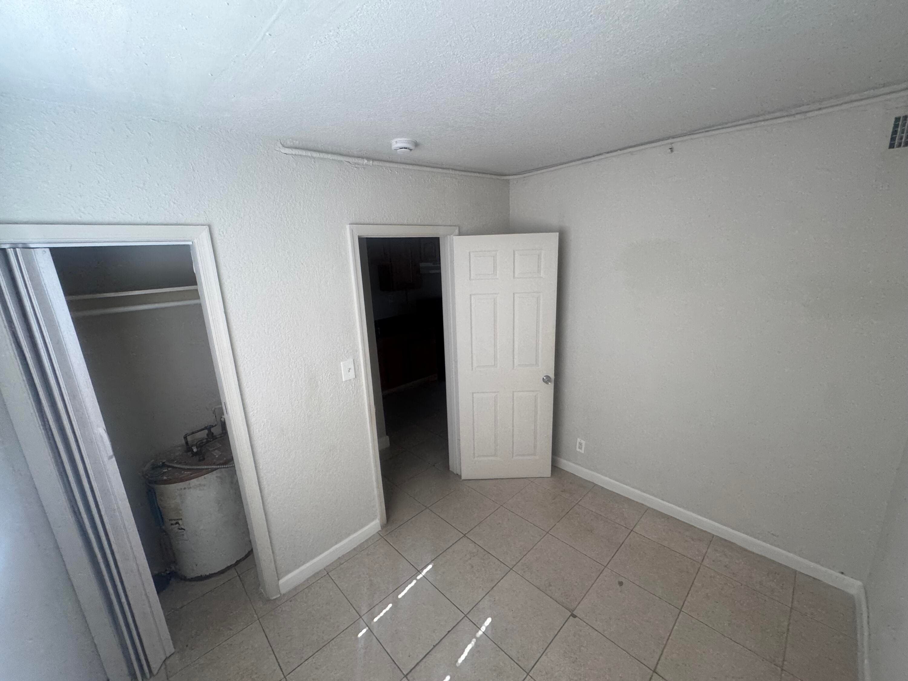 4401 SW 20th Street 1-5, West Park, FL 33023 — photo 6 of 9