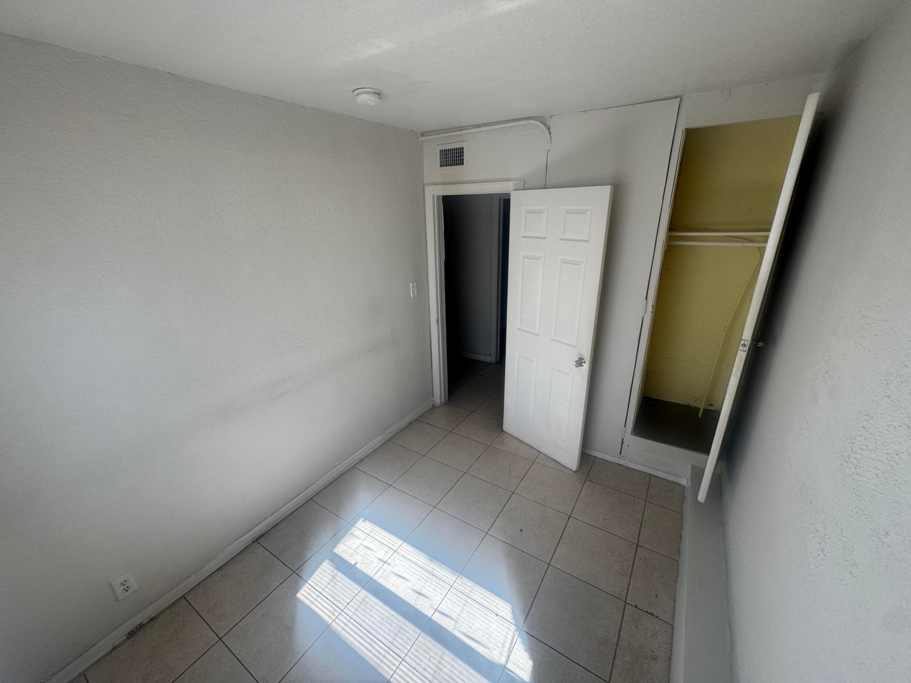 4401 SW 20th Street 1-5, West Park, FL 33023 — photo 8 of 9