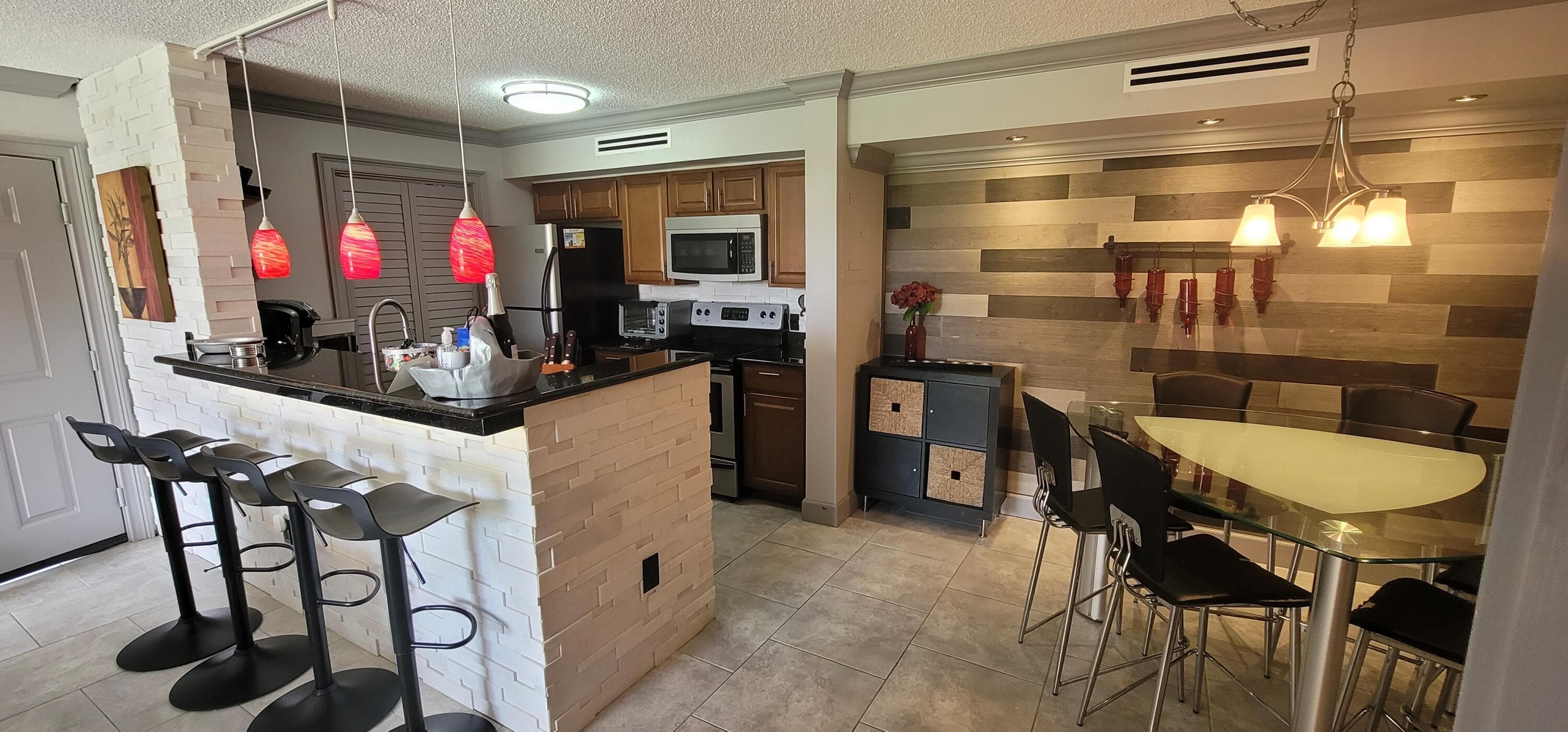 145 Yacht Club Way 112, Hypoluxo, FL 33462 — photo 8 of 47
