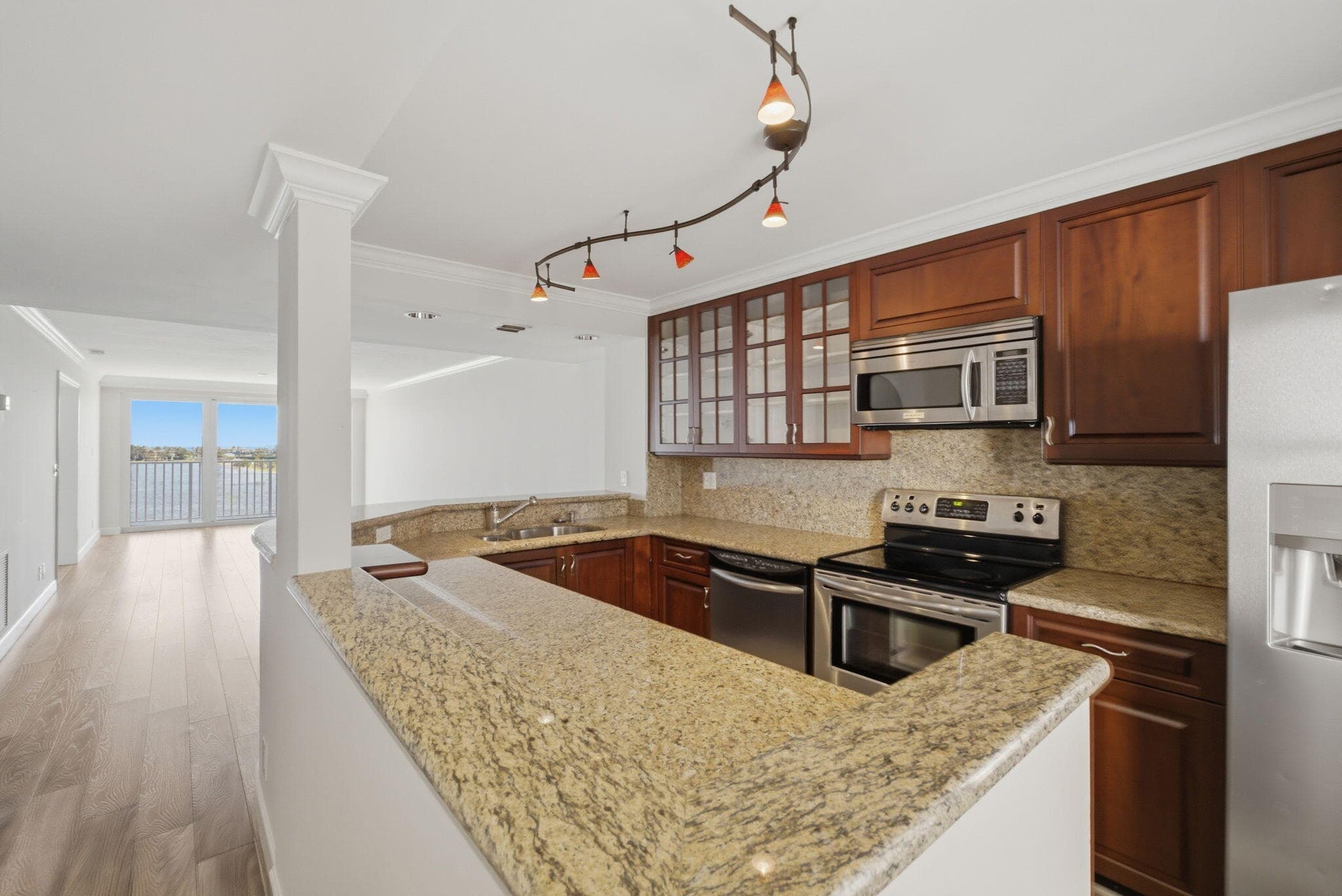 3901 S Flagler Drive 802, West Palm Beach, FL 33405 — photo 1 of 21