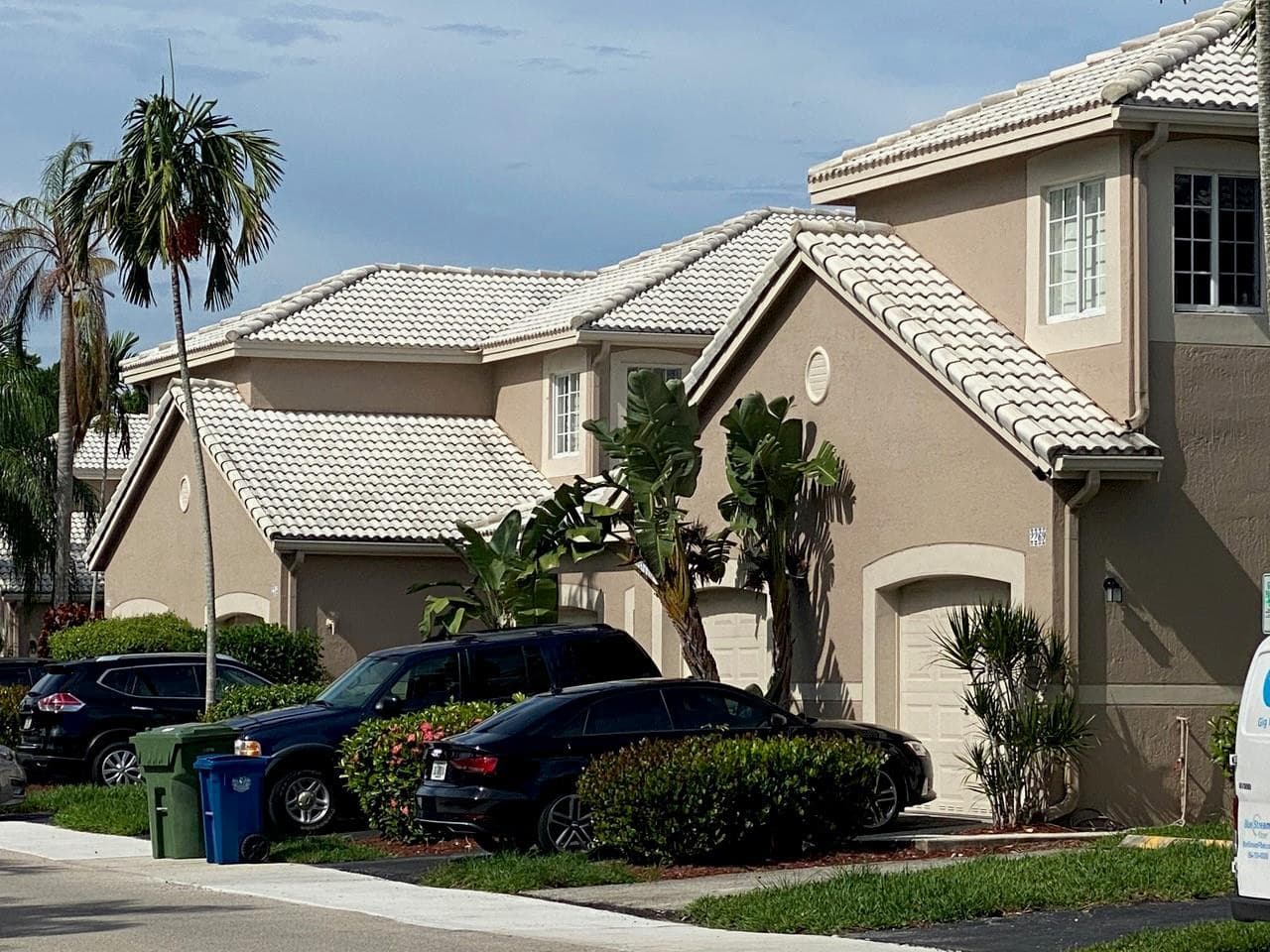 2253 Salerno Circle 2253, Weston, FL 33327 — photo 1 of 14