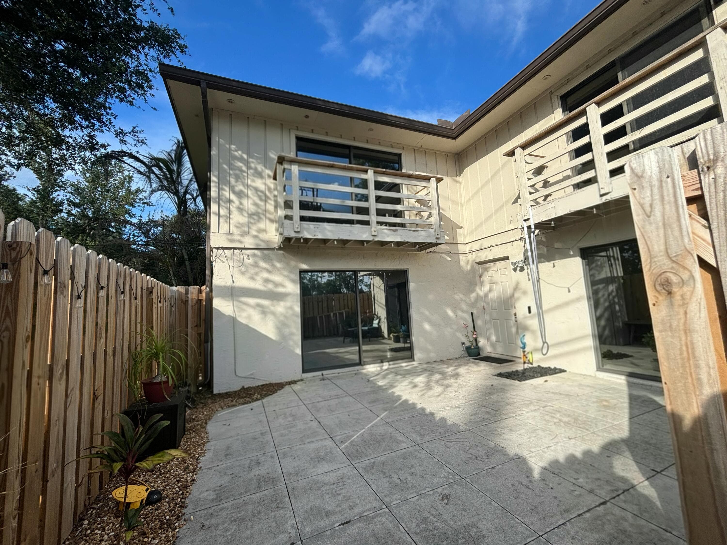 2811 Stoneway Lane B, Fort Pierce, FL 34982 — photo 1 of 23