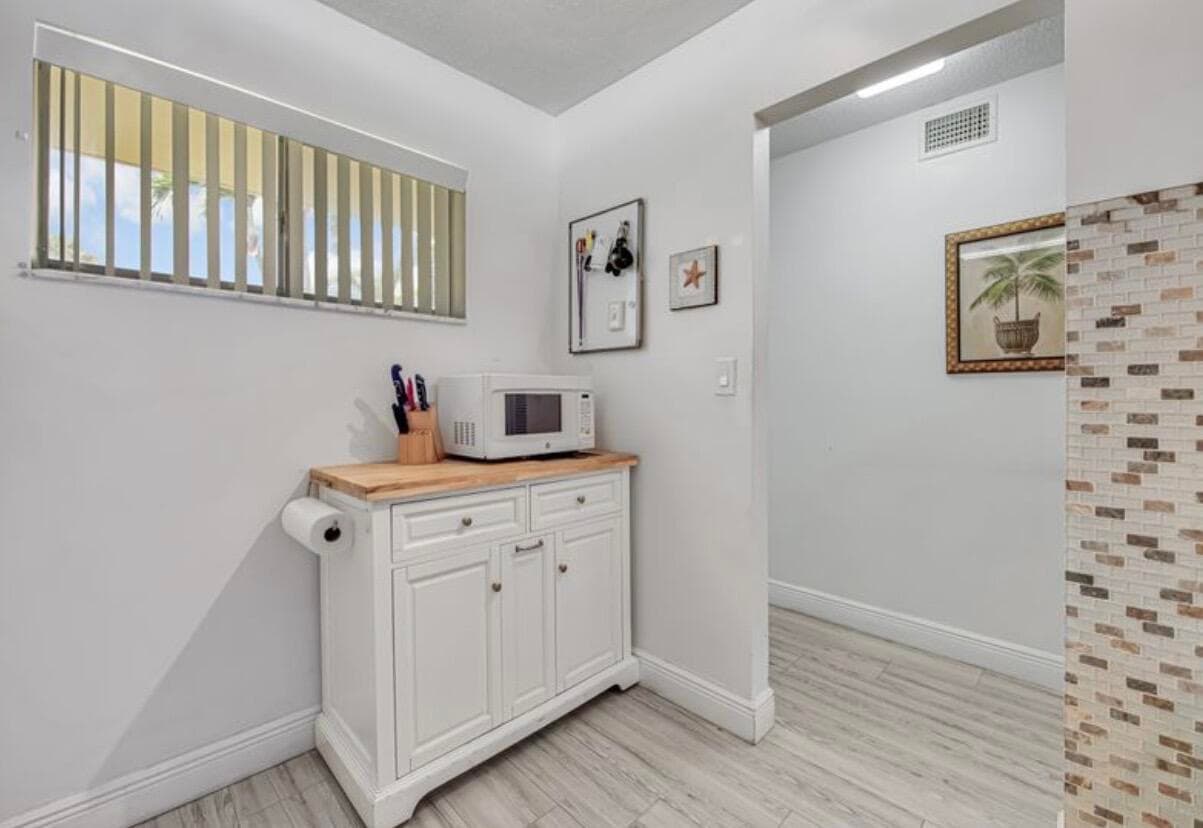 2855 Garden Drive S 102, Lake Worth Beach, FL 33461 — photo 5 of 44
