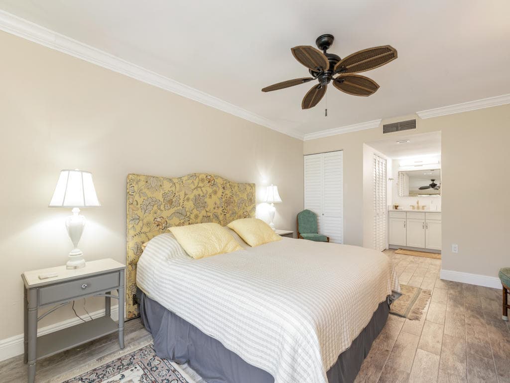 3520 S Ocean Boulevard H404, South Palm Beach, FL 33480 — photo 13 of 33