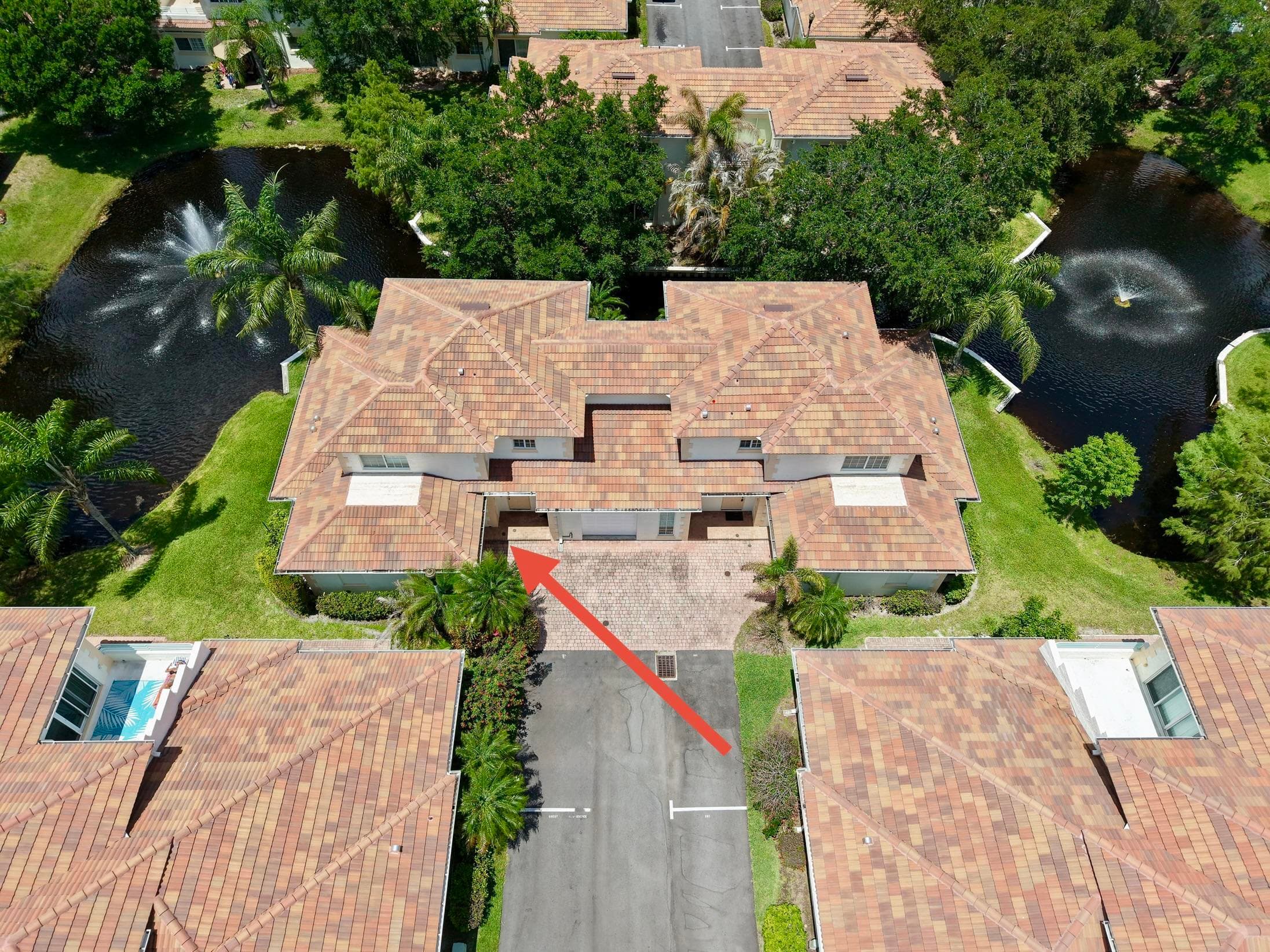 568 7th Square, Vero Beach, FL 32962 — photo 2 of 46