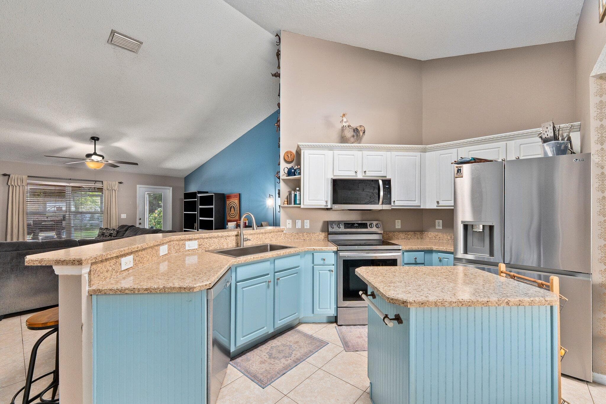 6610 NW Omega Road, Port St. Lucie, FL 34983 — photo 14 of 34