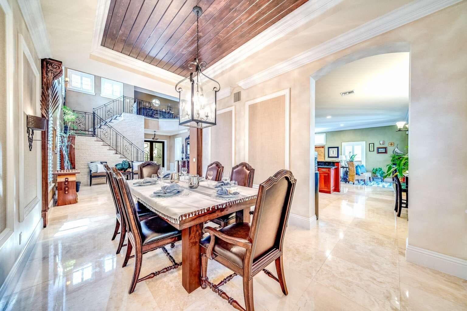 512 NE 12th Avenue, Fort Lauderdale, FL 33301 — photo 8 of 40
