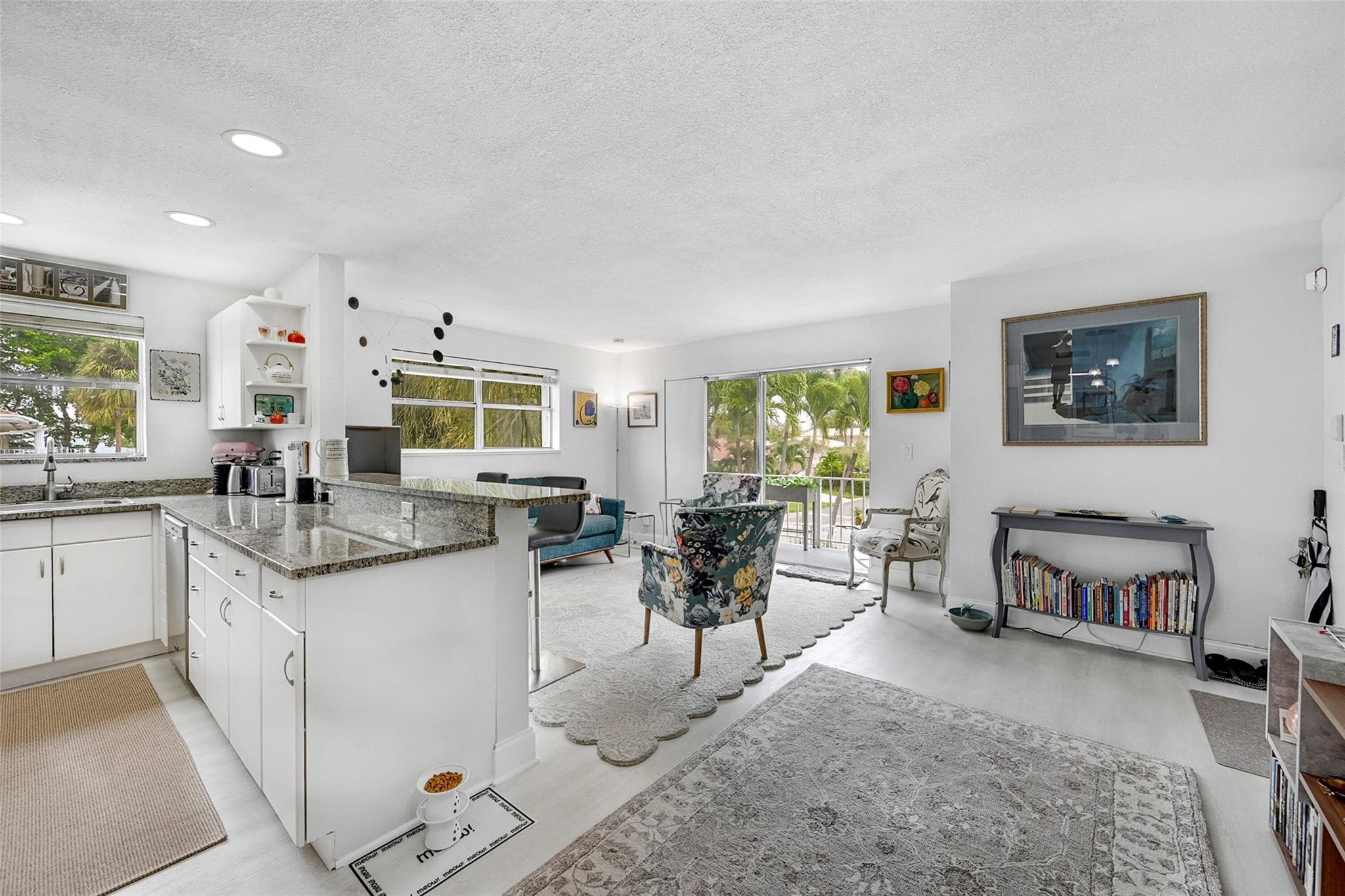 2715 NE 49th Street, Fort Lauderdale, FL 33308 — photo 8 of 34