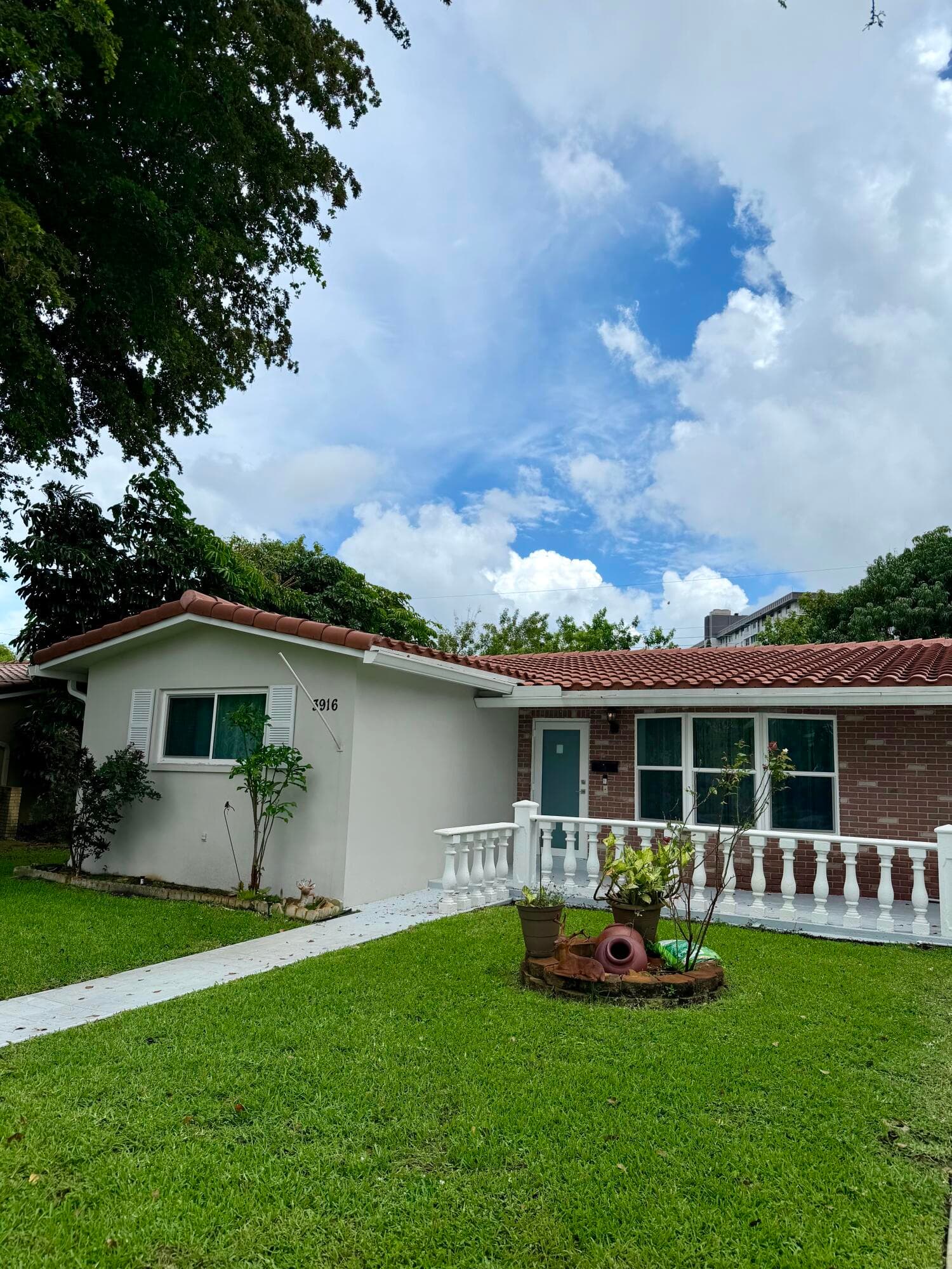 3916 Adams Street, Hollywood, FL 33021 — photo 3 of 39