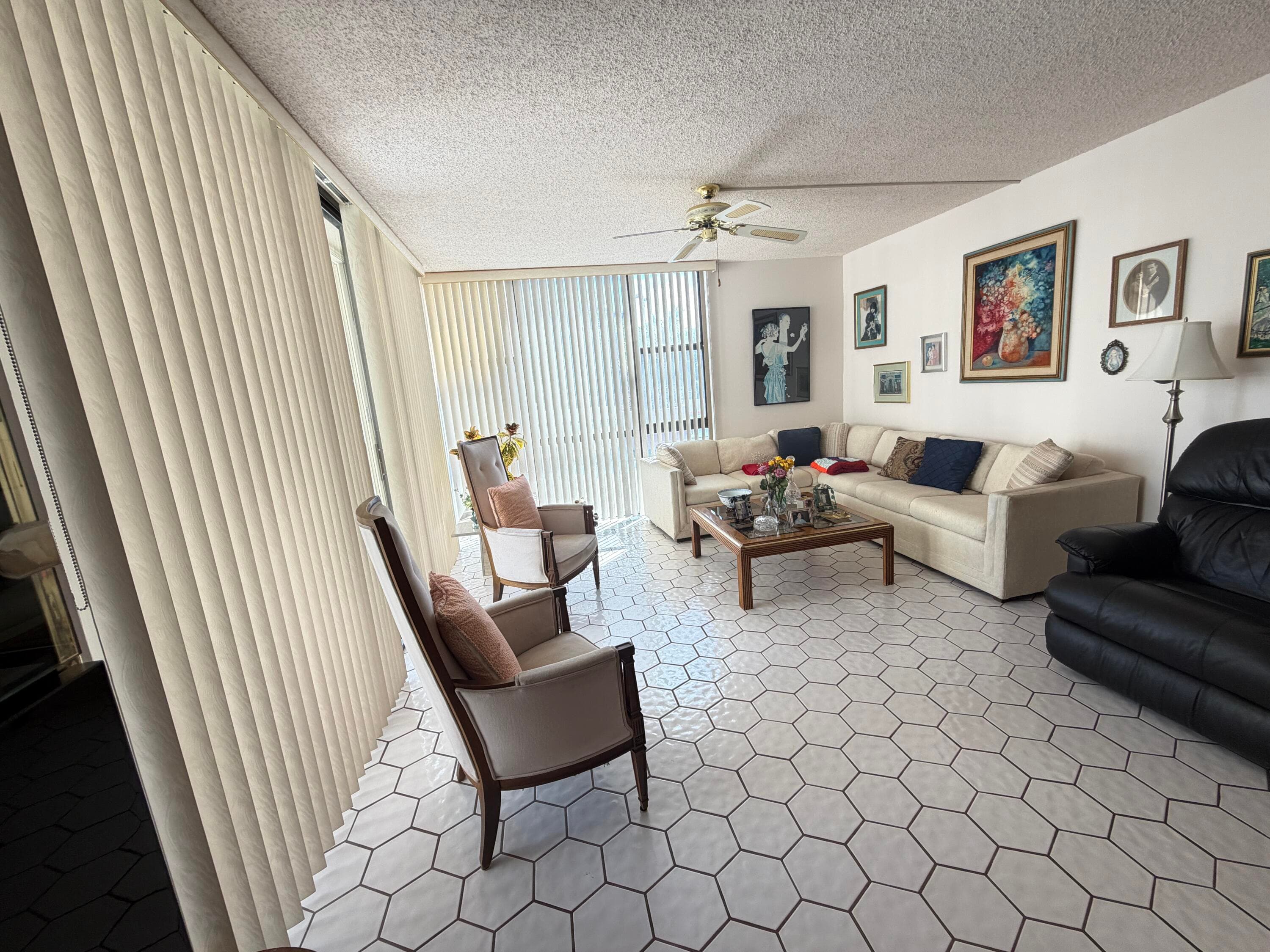 20301 W Country Club Drive 329, Aventura, FL 33180 — photo 3 of 15
