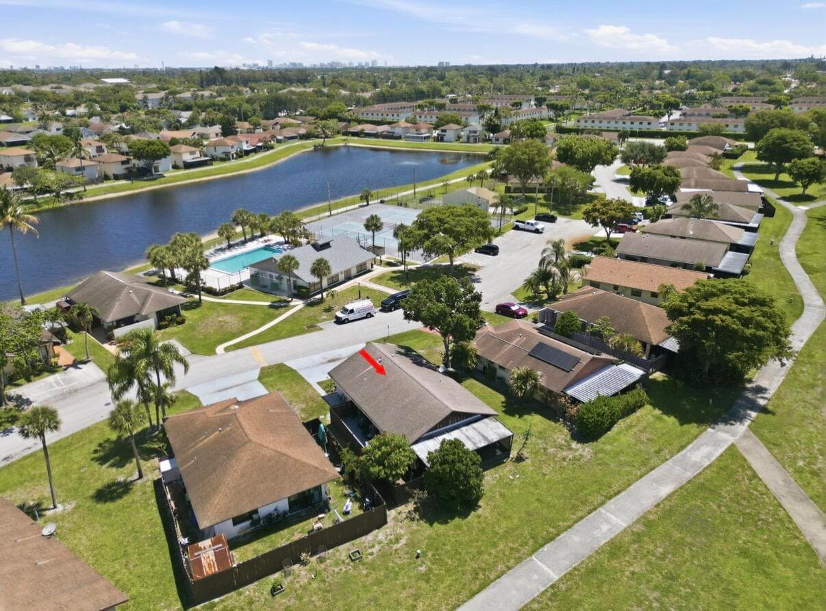 5330 Mendoza Street, West Palm Beach, FL 33415 — photo 20 of 23