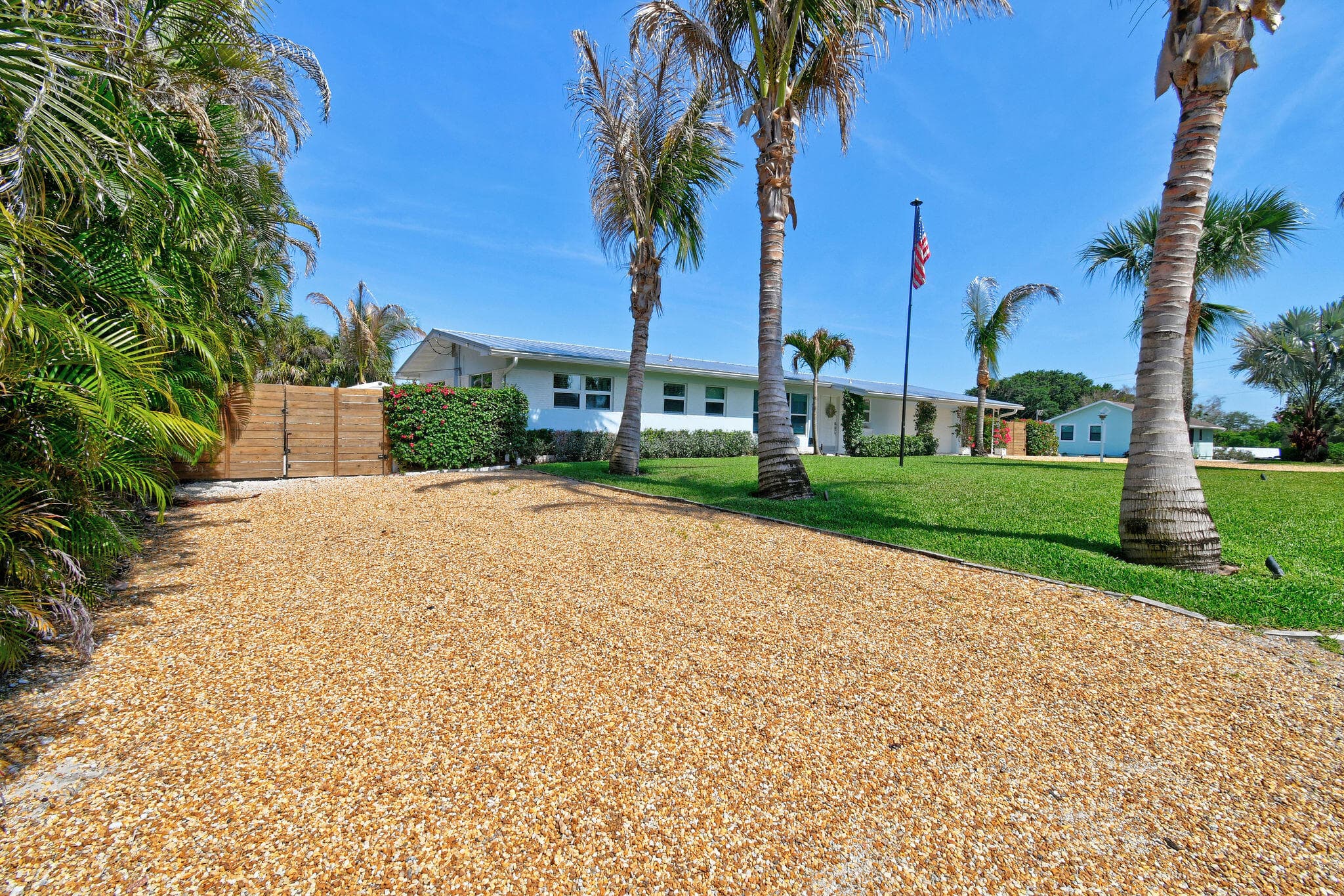 12890 SE Circle Drive, Hobe Sound, FL 33455 — photo 5 of 82