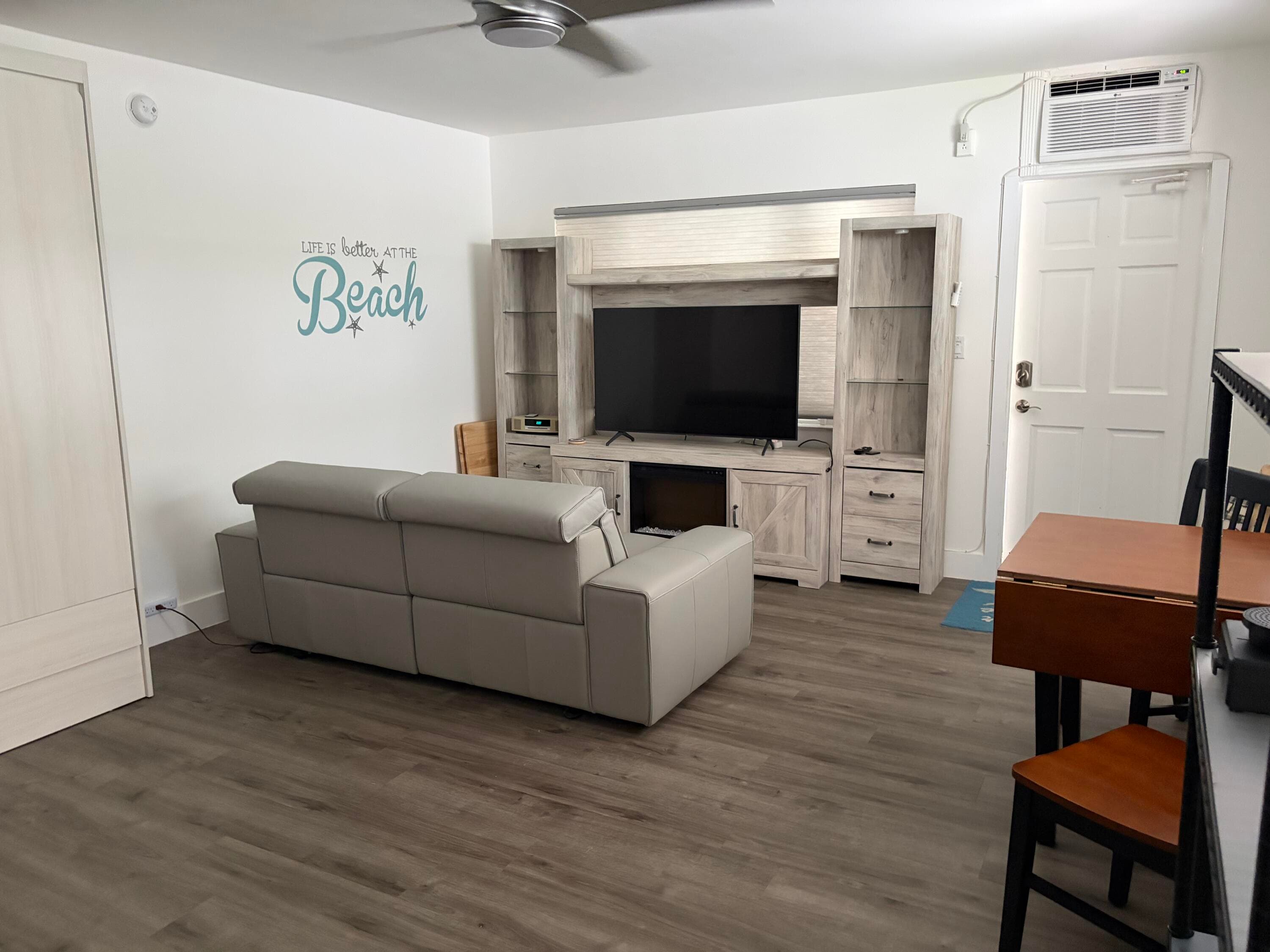 1480 S Ocean Boulevard 111, Lauderdale-By-The-Sea, FL 33062 — photo 5 of 22