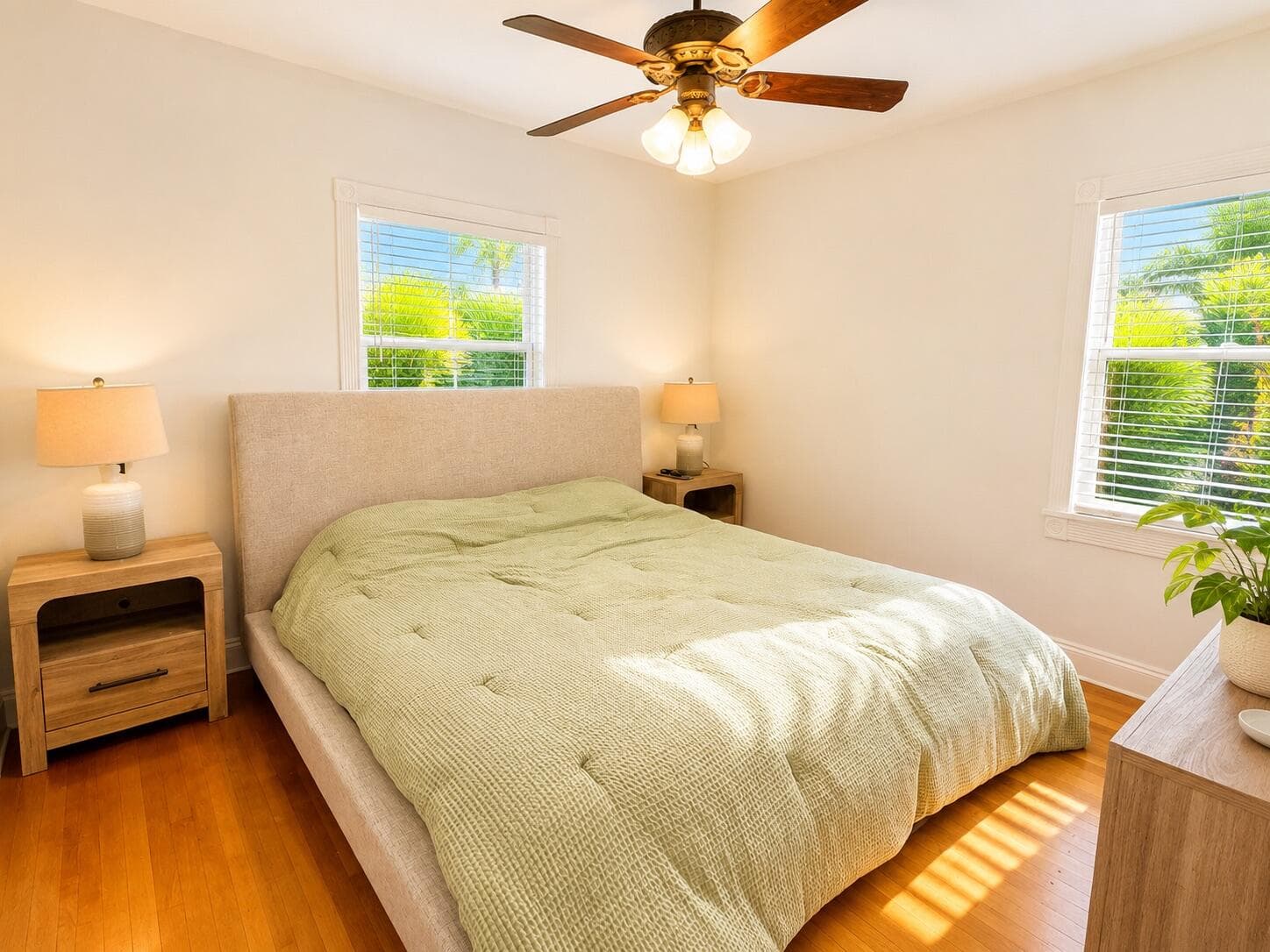 712 SE 11th Court, Fort Lauderdale, FL 33316 — photo 4 of 11