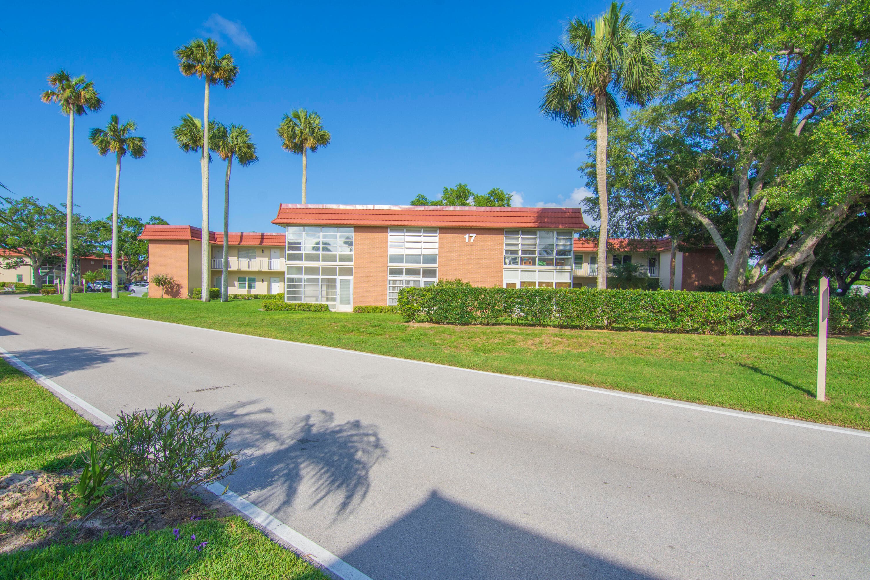 17 Vista Palm Lane 205, Vero Beach, FL 32962 — photo 18 of 33