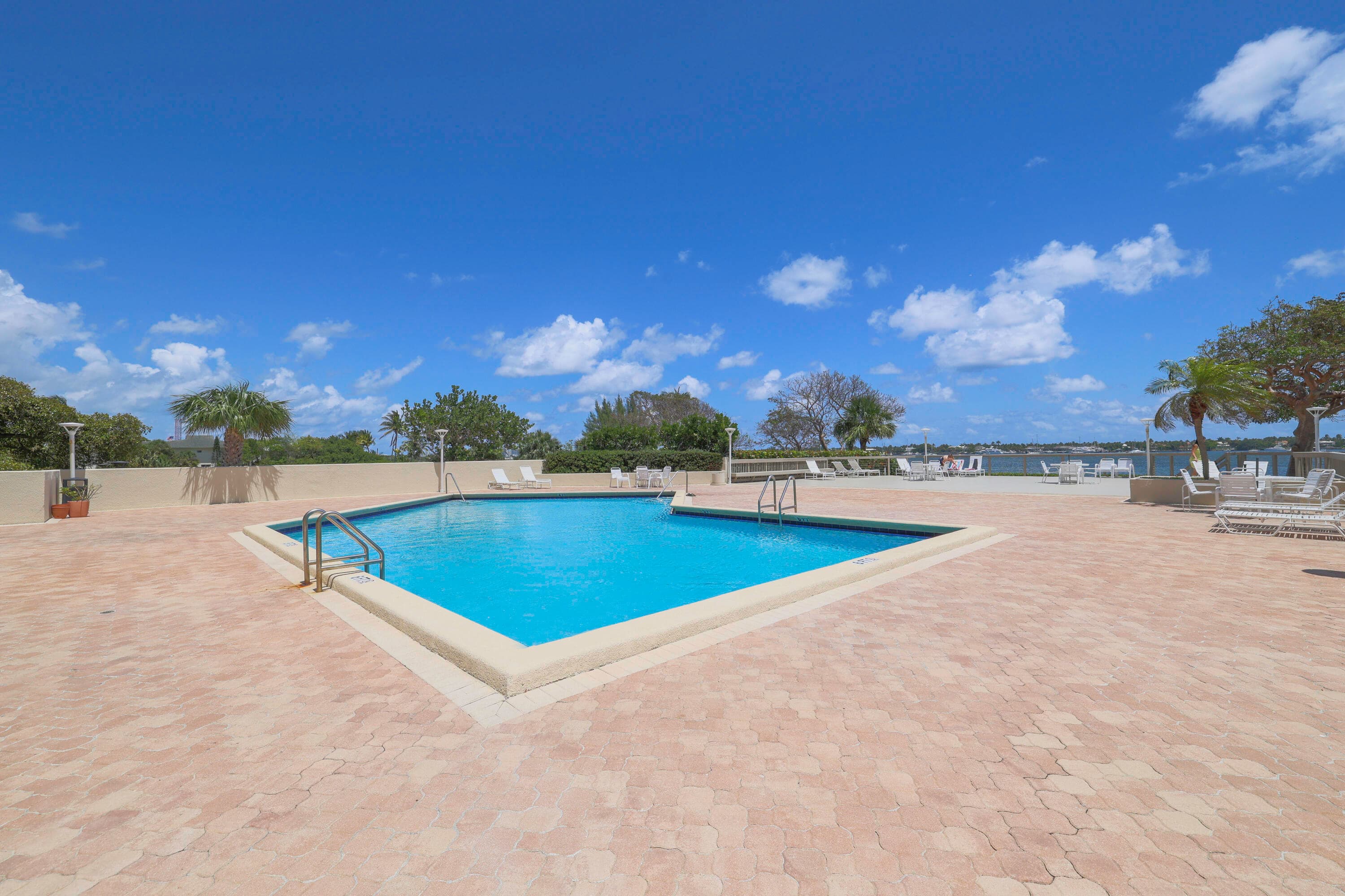 5600 N Flagler Drive 1803, West Palm Beach, FL 33407 — photo 36 of 38