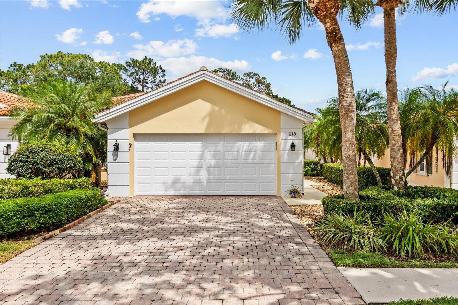 918 SW Balmoral Trace, Stuart, FL 34997 — photo 1 of 45
