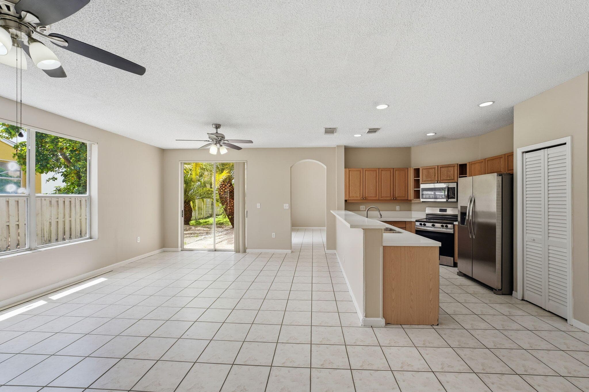 5041 SW 152nd Avenue, Miramar, FL 33027 — photo 8 of 34