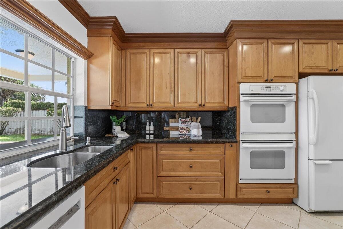 7 Tam O Shanter Lane, Boca Raton, FL 33431 — photo 15 of 35
