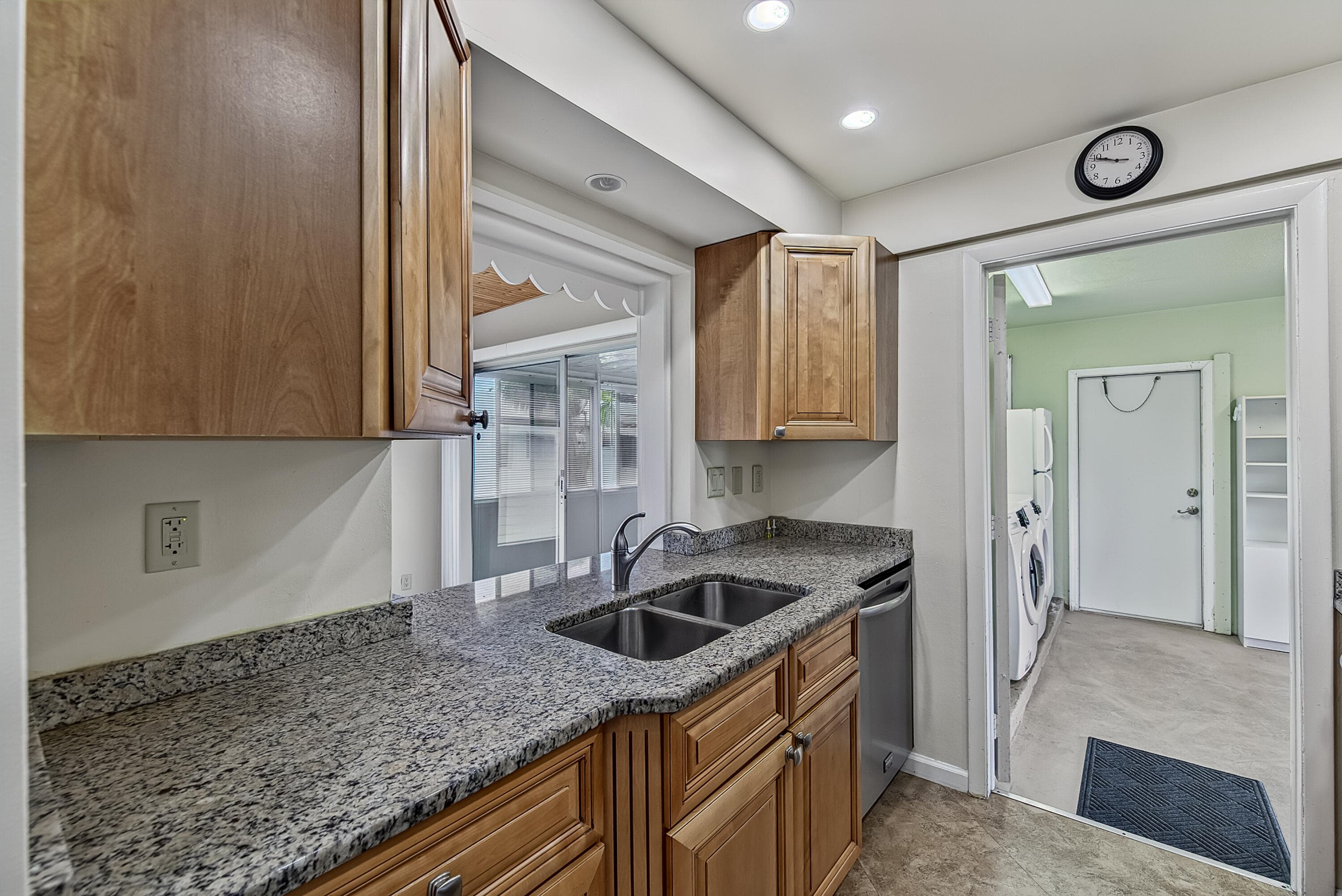 2581 E Golf Boulevard, Pompano Beach, FL 33064 — photo 4 of 55