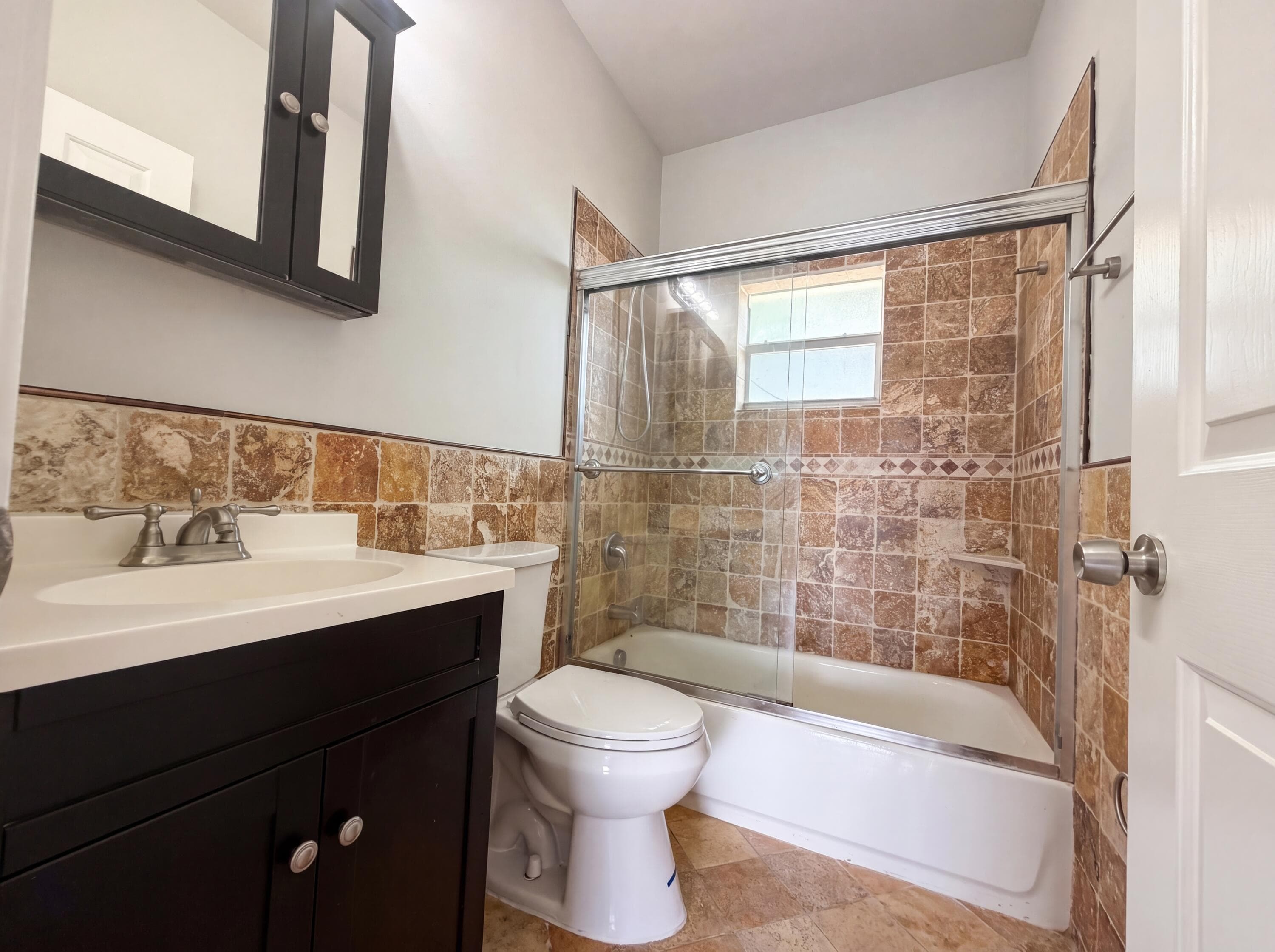 453 N Deerfield Avenue, Deerfield Beach, FL 33441 — photo 10 of 19