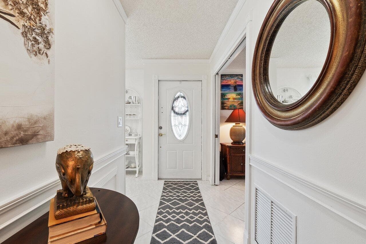 5010 Privet Place 101, Delray Beach, FL 33484 — photo 2 of 29