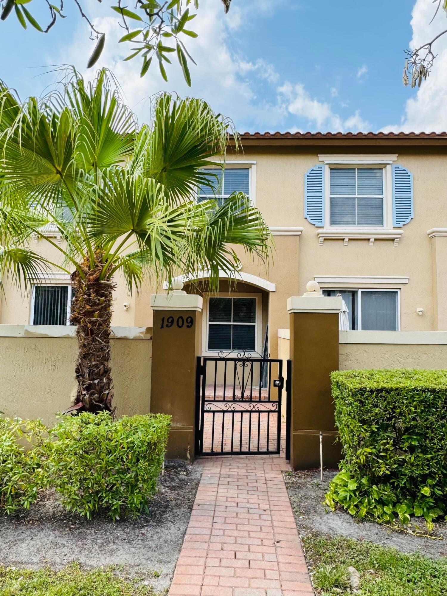 6550 Morgan Hill Trail 1909, West Palm Beach, FL 33411 — photo 1 of 13