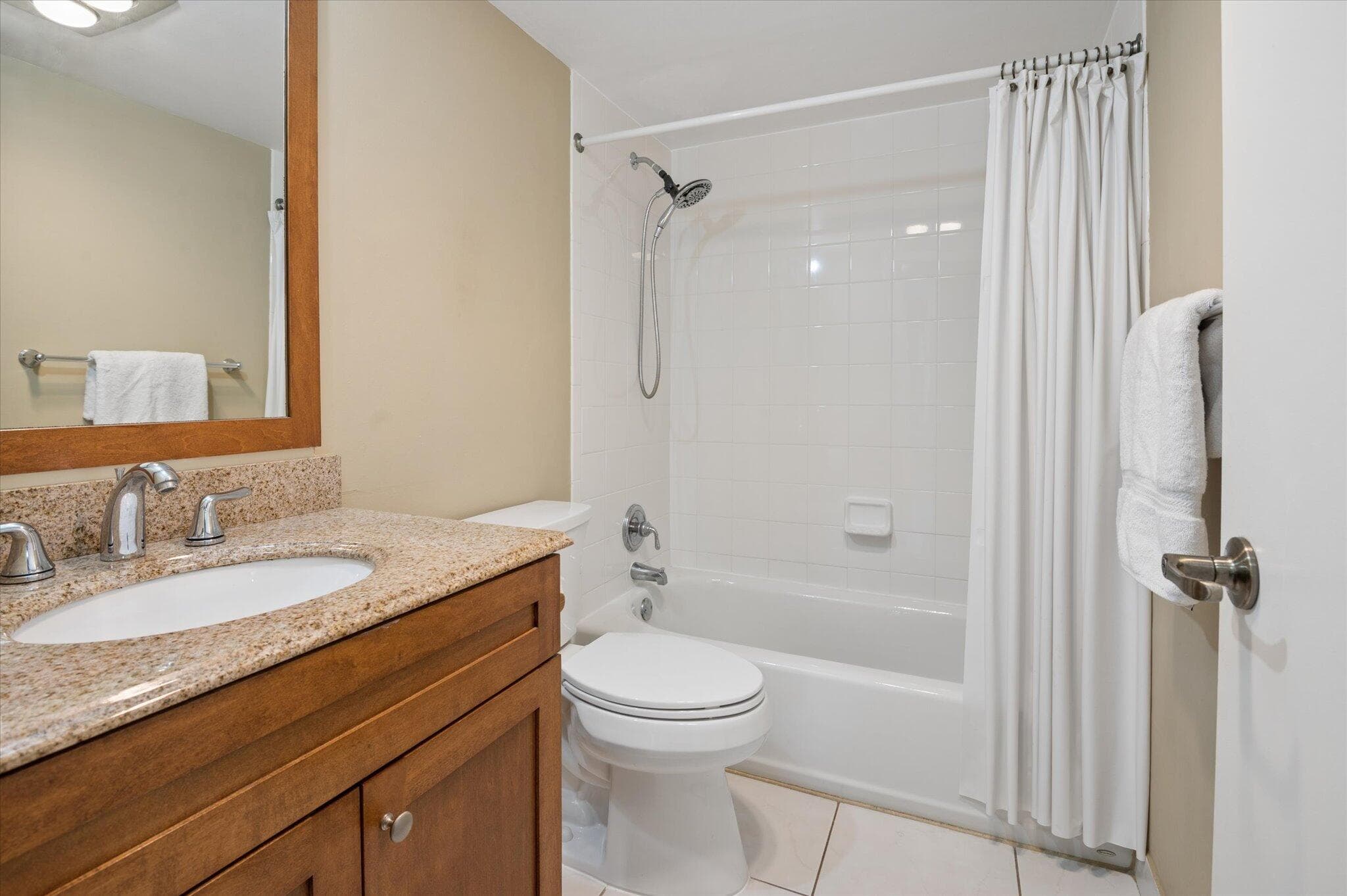 550 Bayshore Drive 314, Fort Lauderdale, FL 33304 — photo 11 of 18