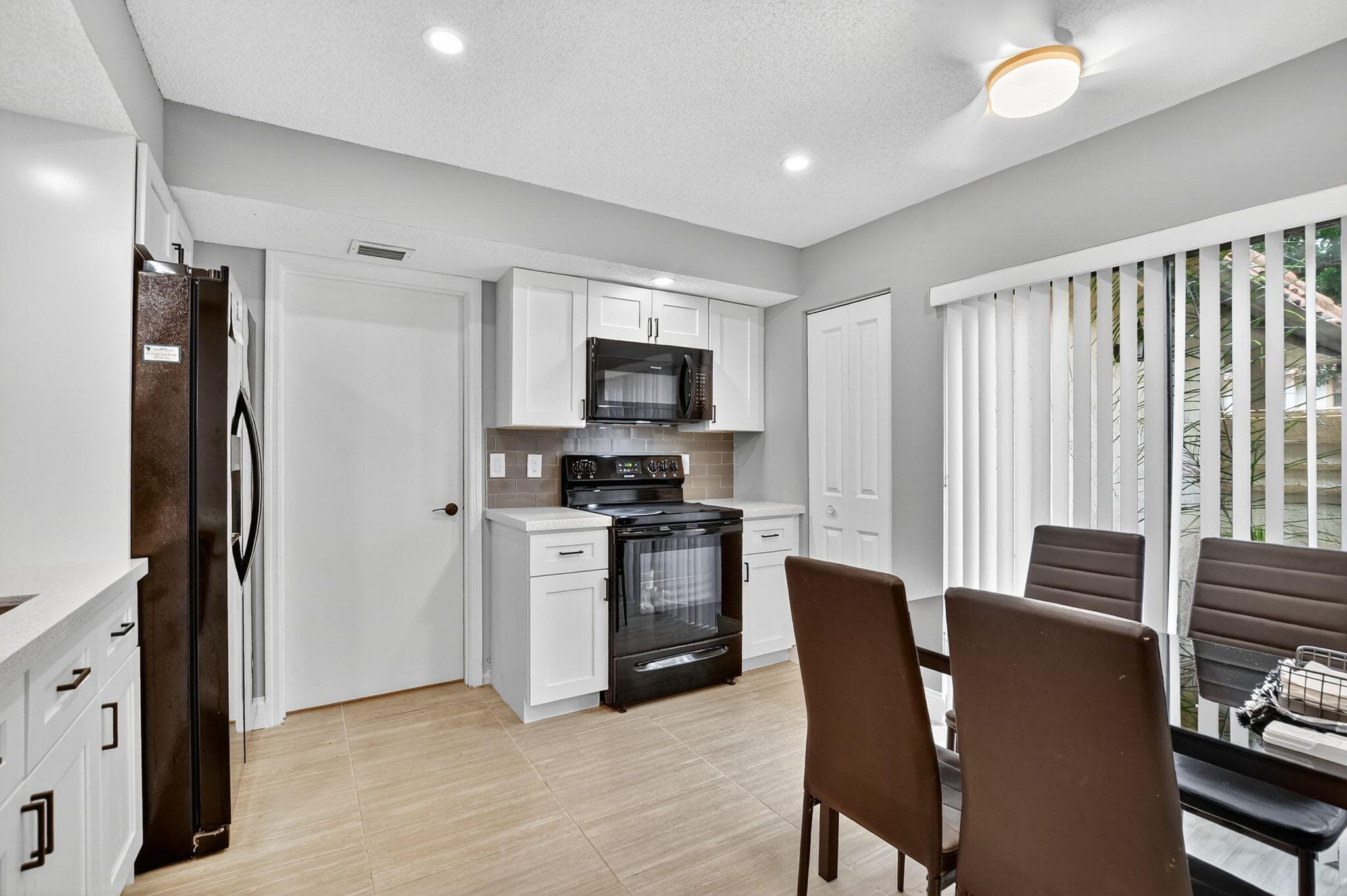 7773 La Mirada Drive, Boca Raton, FL 33433 — photo 12 of 39