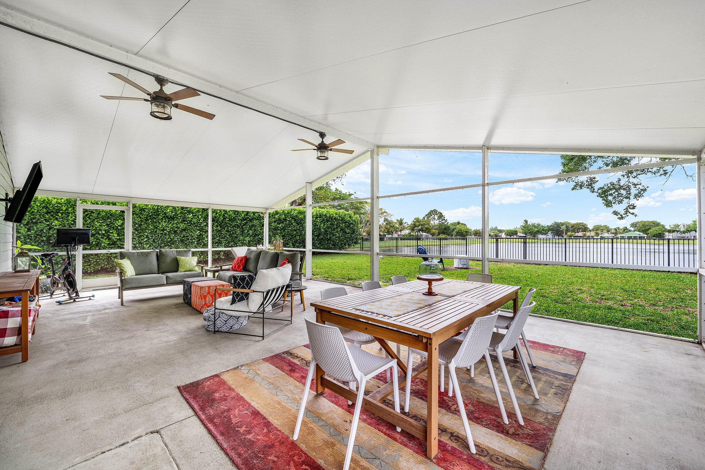 5331 Courtney Circle, Boynton Beach, FL 33472 — photo 2 of 35