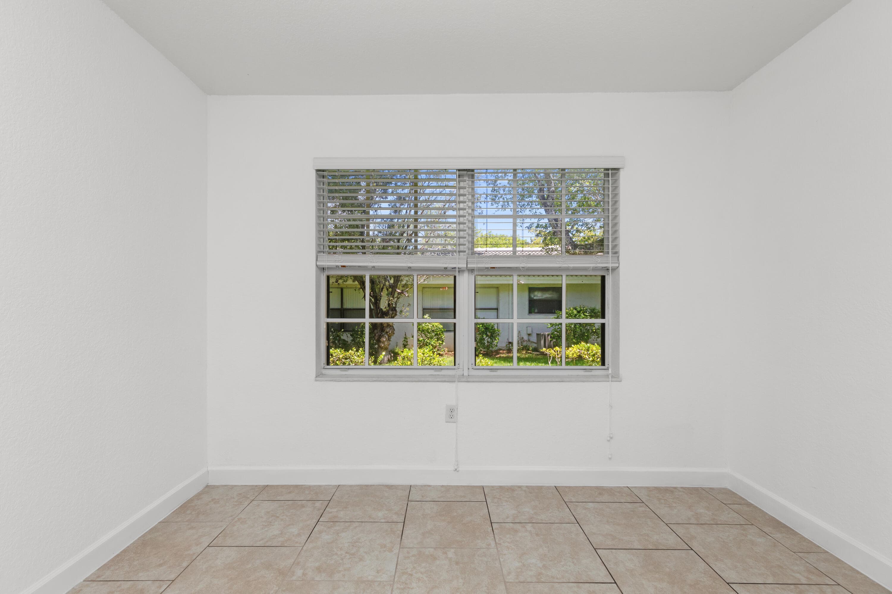 3525 NW 114th Lane, Coral Springs, FL 33065 — photo 14 of 35