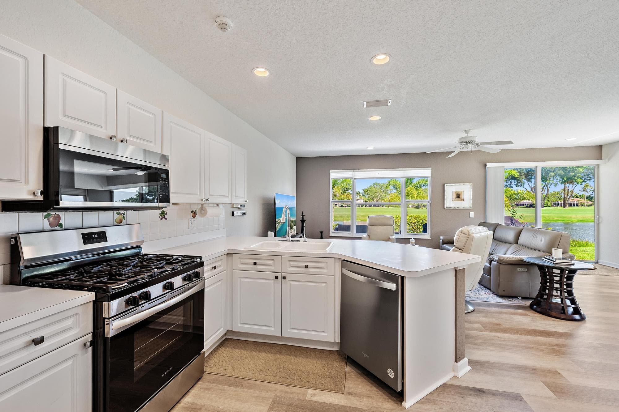 8232 Heritage Club Drive, West Palm Beach, FL 33412 — photo 12 of 69