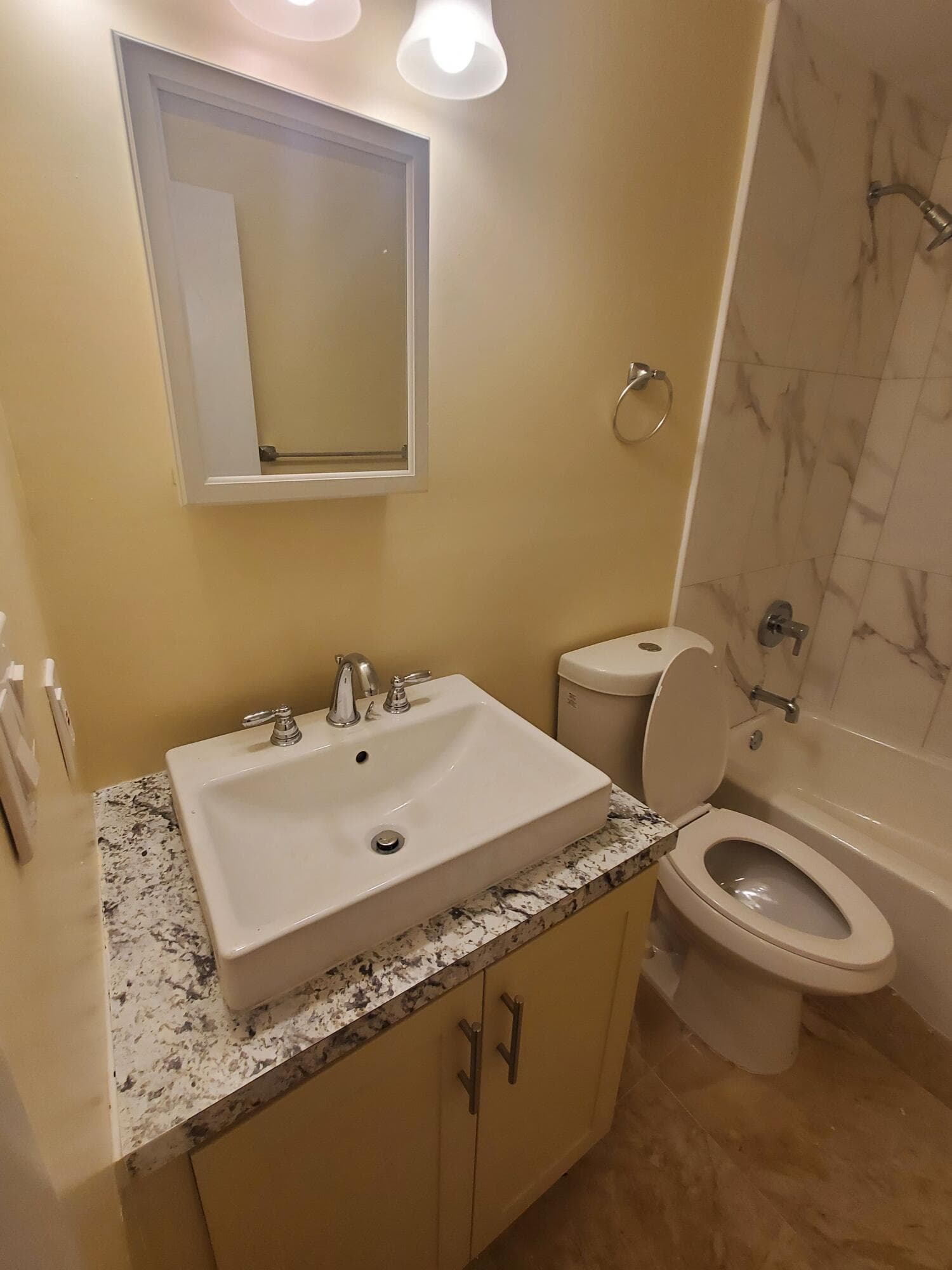 5203 NE 24th Terrace B206, Fort Lauderdale, FL 33308 — photo 8 of 10