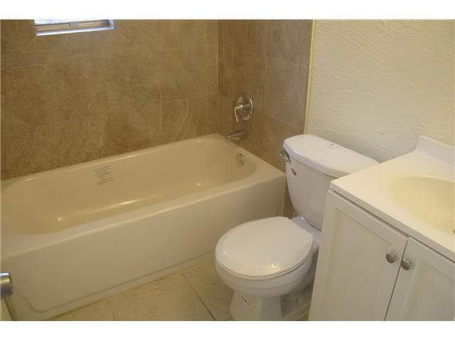 73 NE 7th Court 3, Deerfield Beach, FL 33441 — photo 10 of 12