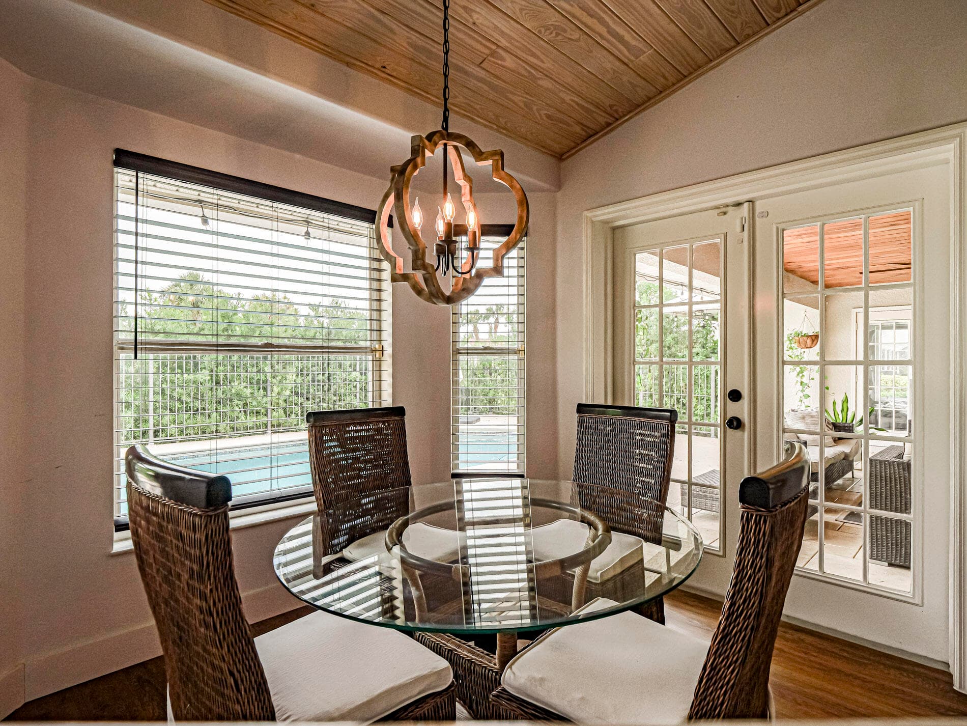 4460 SW 12th Manor SW, Vero Beach, FL 32968 — photo 13 of 28
