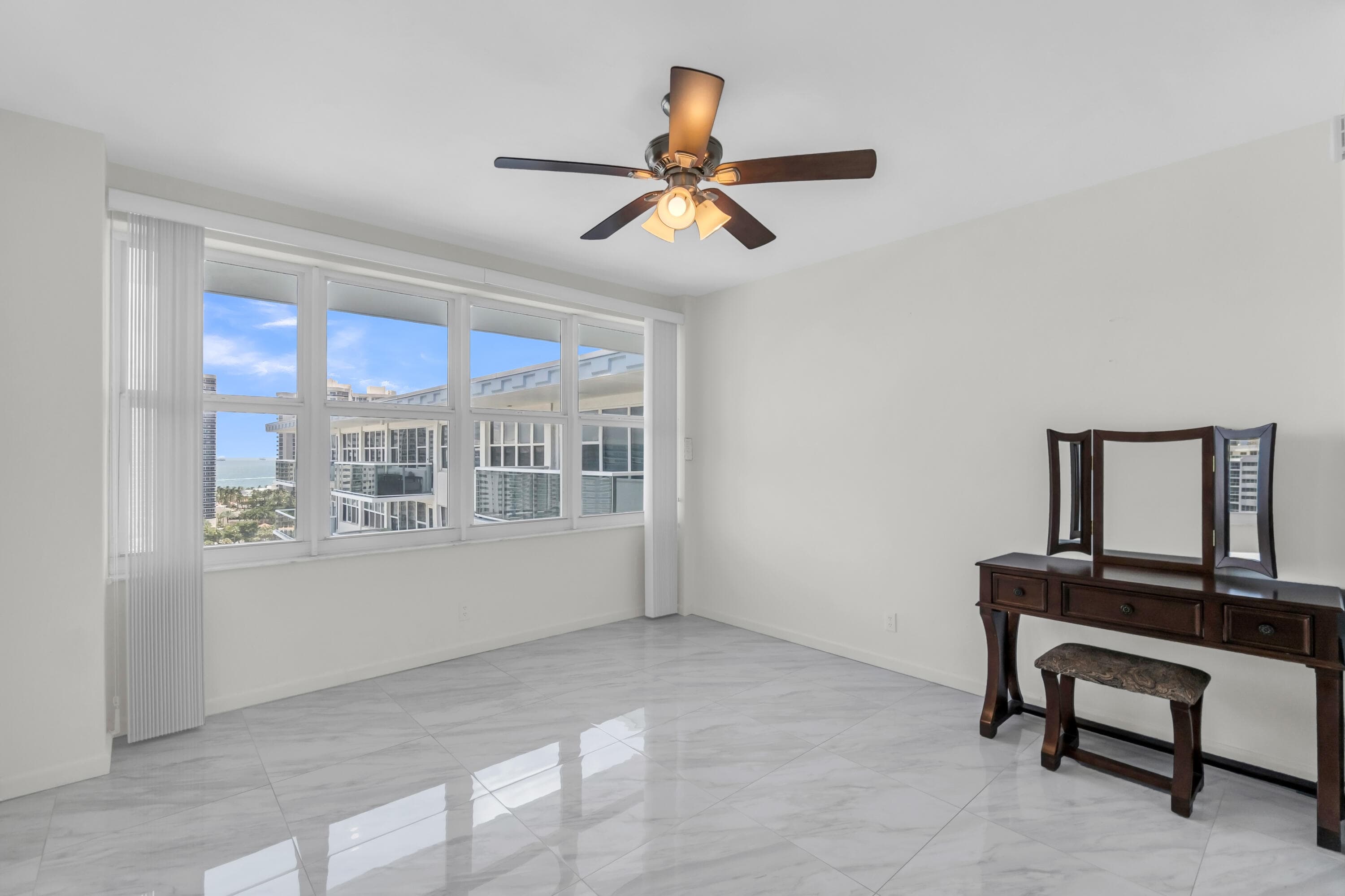 3300 NE 36th Street 1711, Fort Lauderdale, FL 33308 — photo 24 of 48