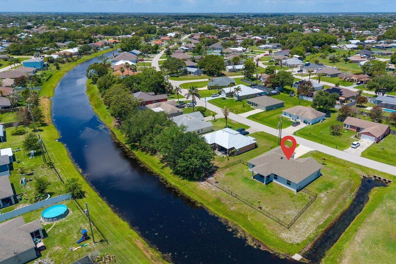 2063 SE South Buttonwood Drive, Port St. Lucie, FL 34952 — photo 32 of 35