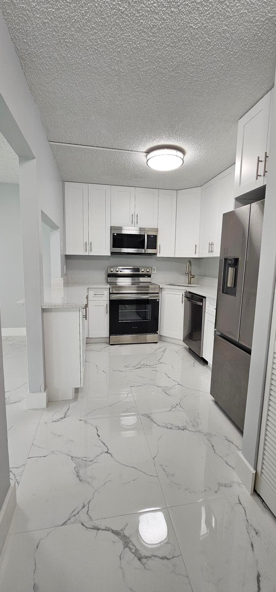 4991 Sable Pine Circle B1, West Palm Beach, FL 33417 — photo 2 of 11