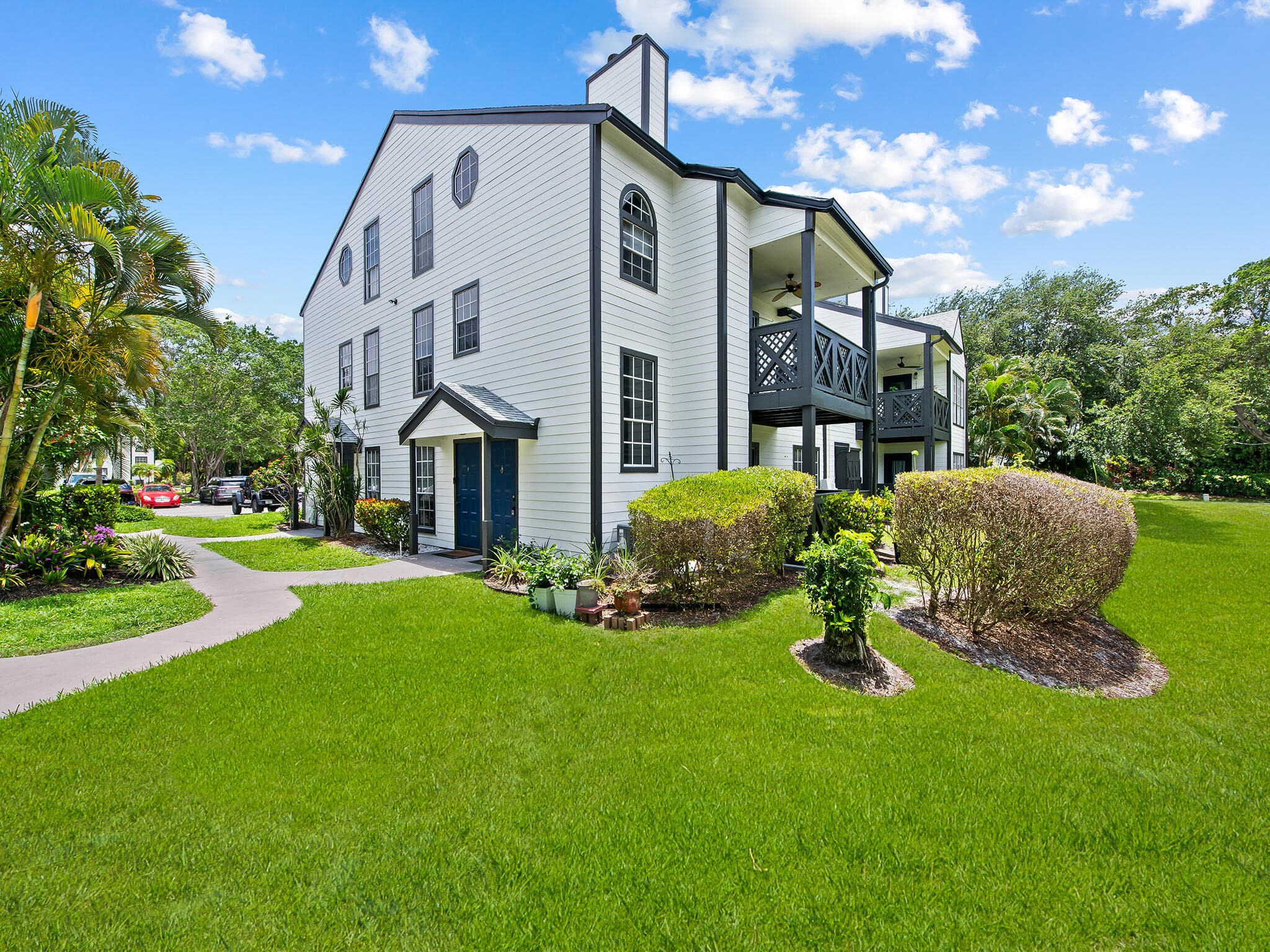 5095 Heatherhill Lane 8, Boca Raton, FL 33486 — photo 1 of 37