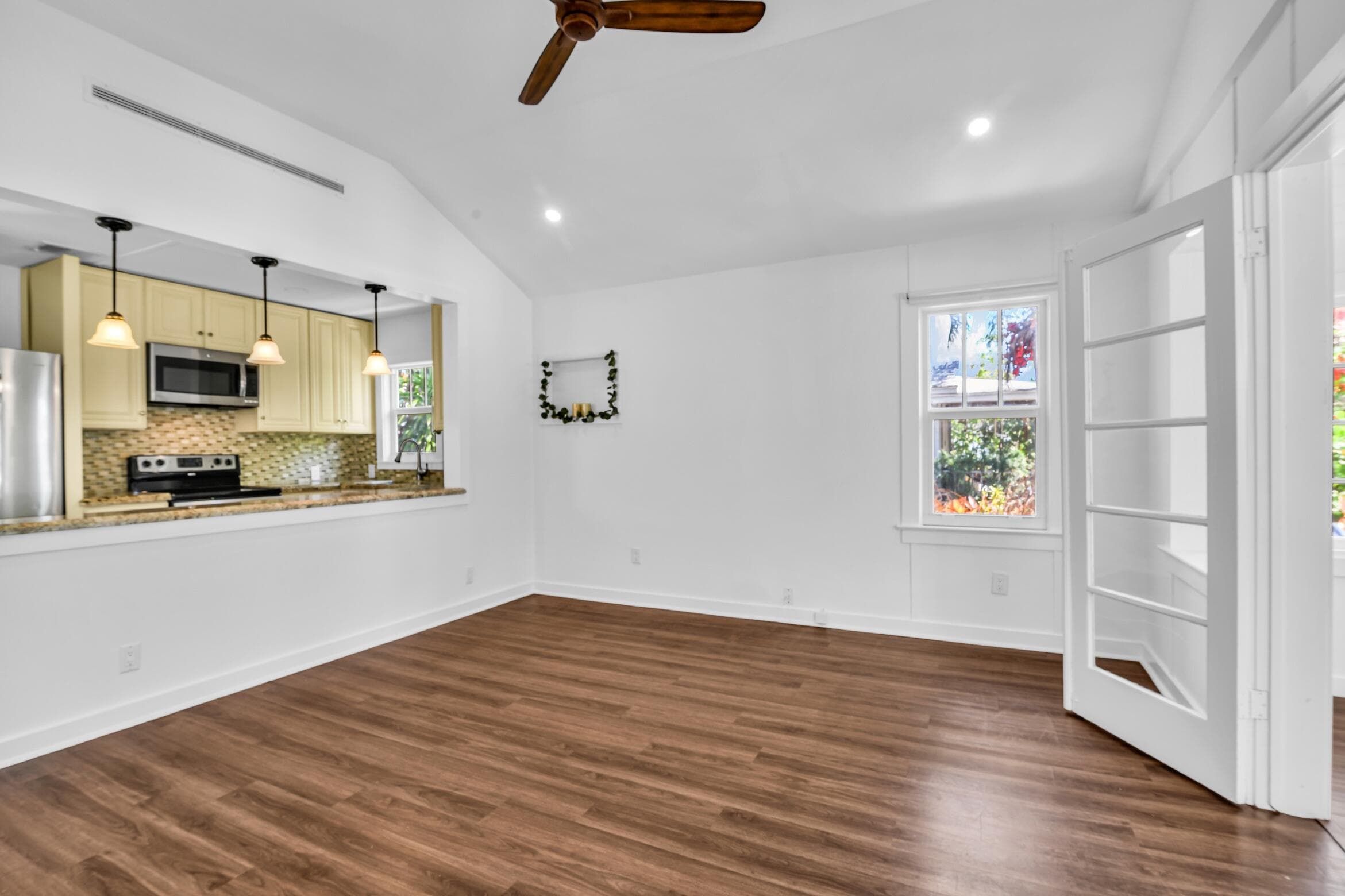 427 N J Street, Lake Worth Beach, FL 33460 — photo 9 of 26
